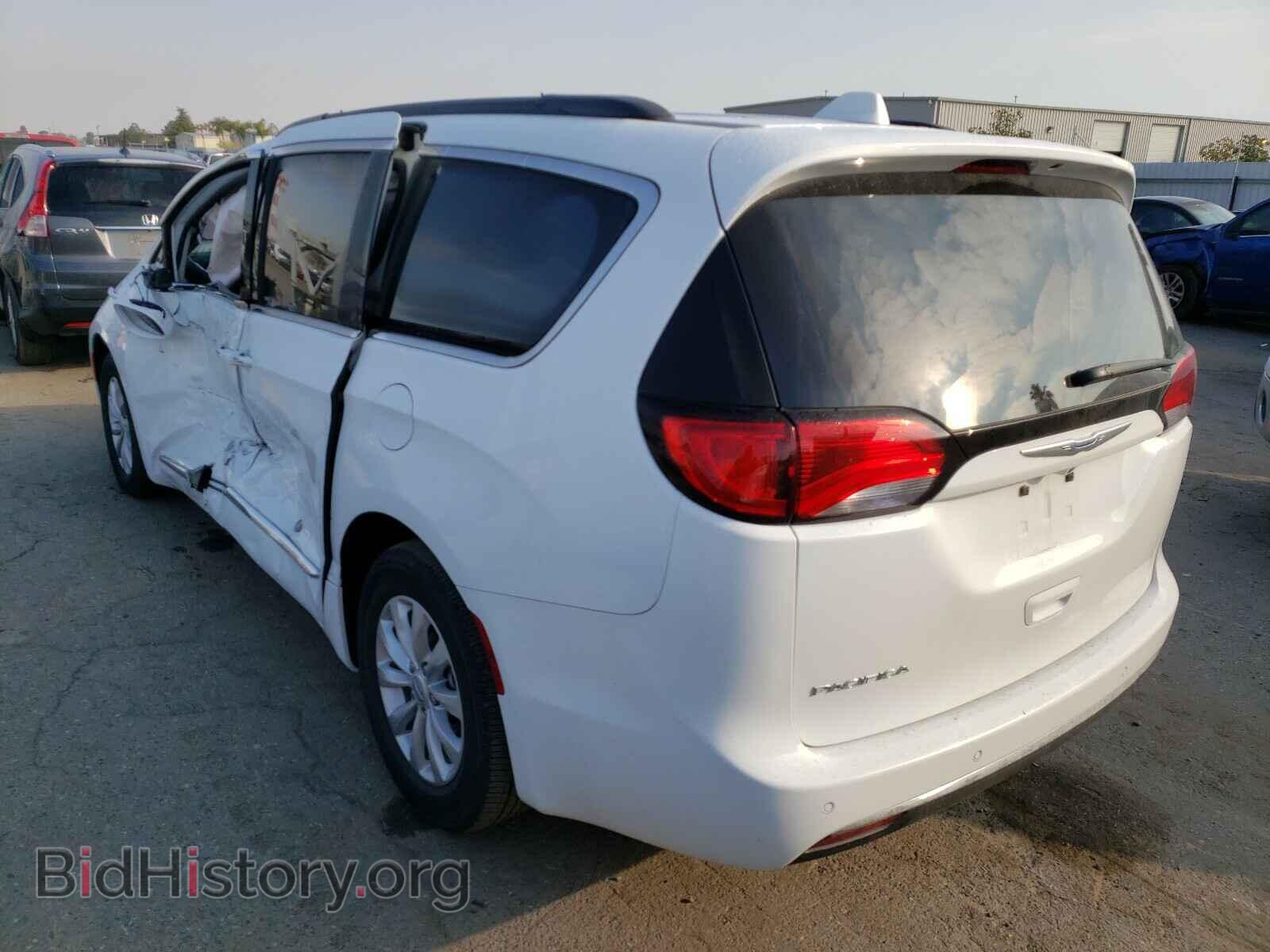 2017 CHRYSLER PACIFICA - VIN: 2C4RC1BG1HR654635 - Фото 3
