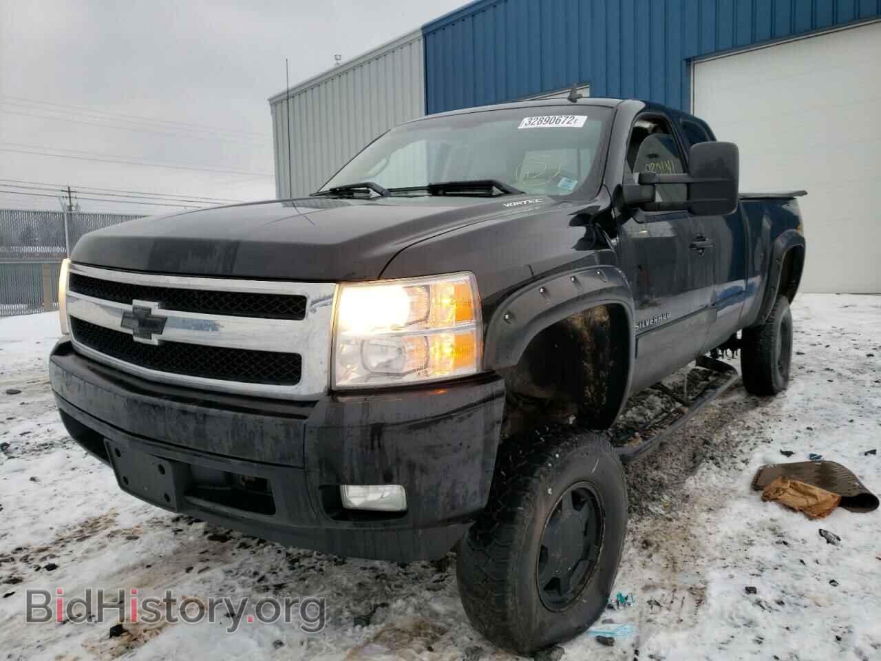 2008 CHEVROLET SILVERADO - VIN: 1GCEK19028Z132869 - Фото 2