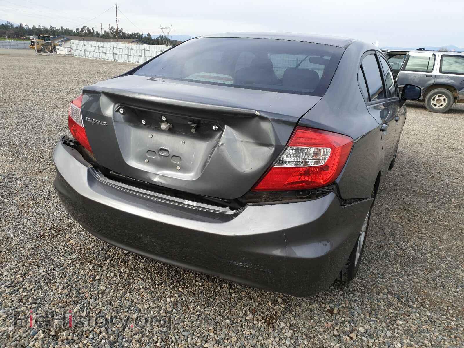 2012 HONDA CIVIC - VIN: 2HGFB2F99CH515781 - Фото 4