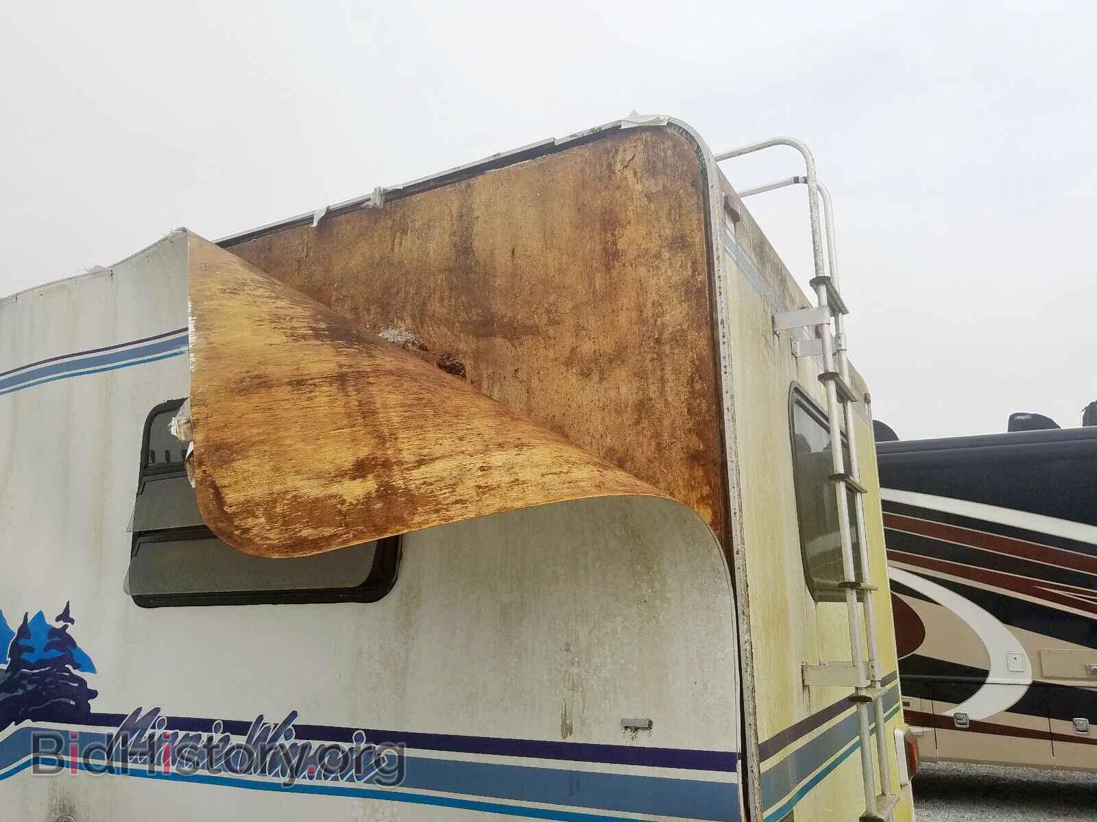 1995 FORD ECONOLINE - VIN: 1FDKE30G9SHB03720 - Photo 9