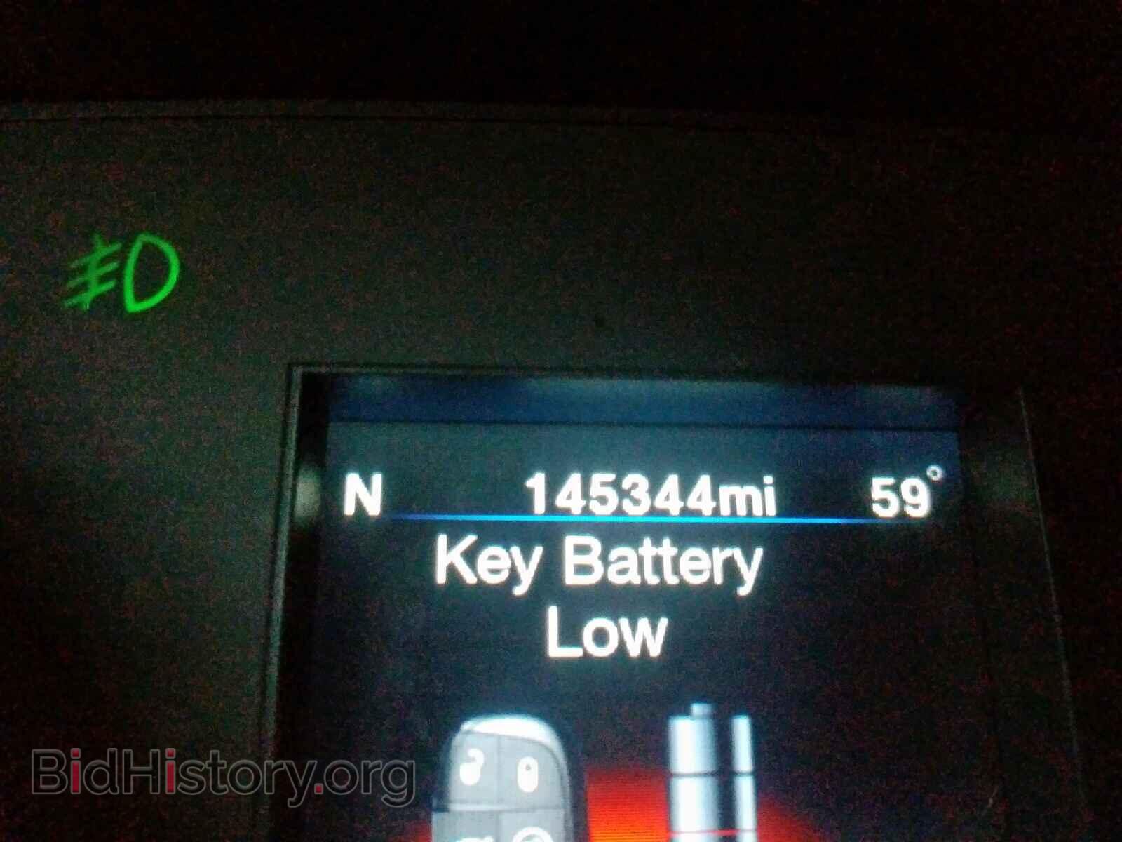 2012 CHRYSLER 300 - VIN: 2C3CCACG5CH309535 - Фото 8