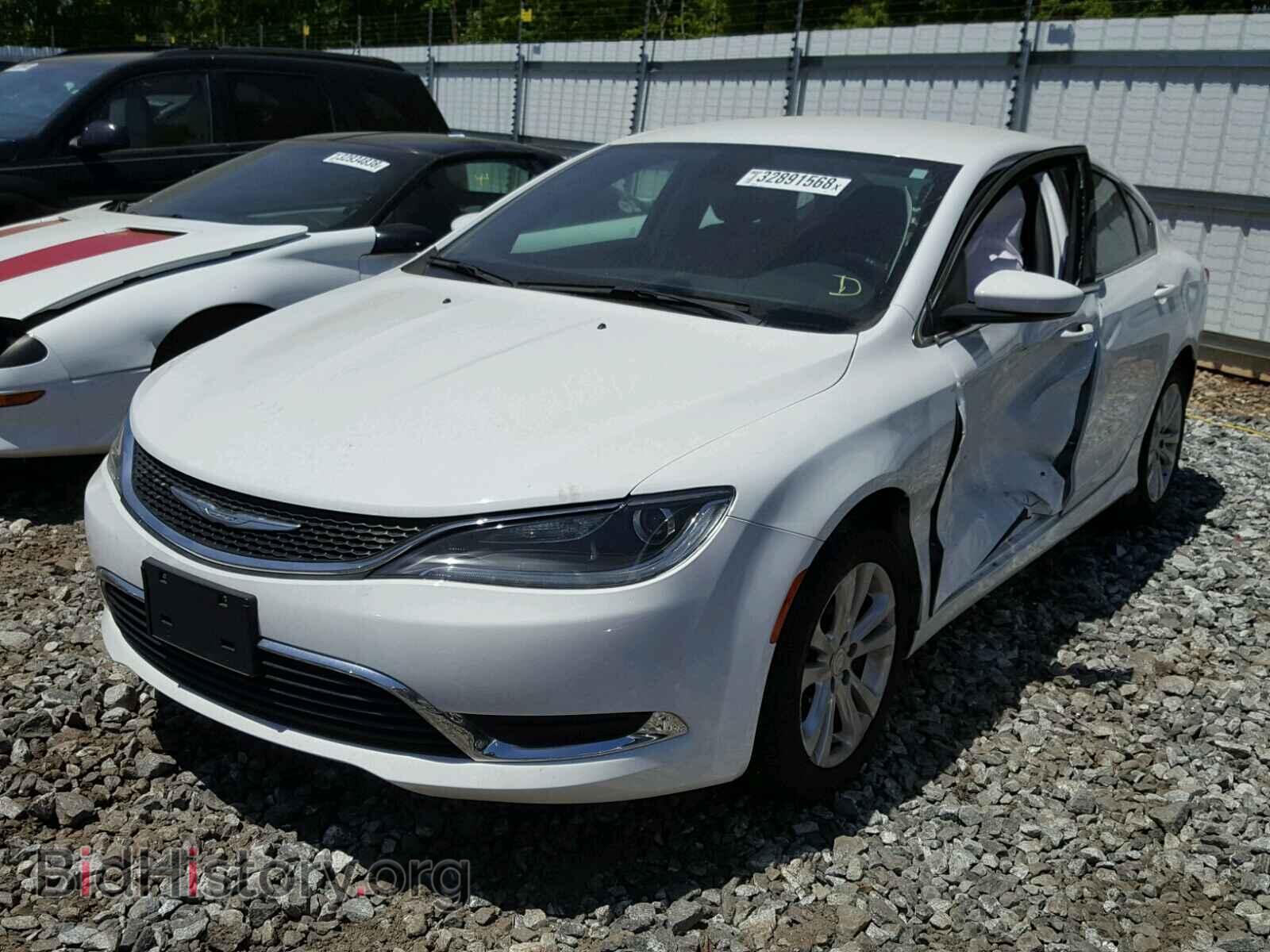 2015 CHRYSLER 200 - VIN: 1C3CCCAB5FN612605 - Фото 2