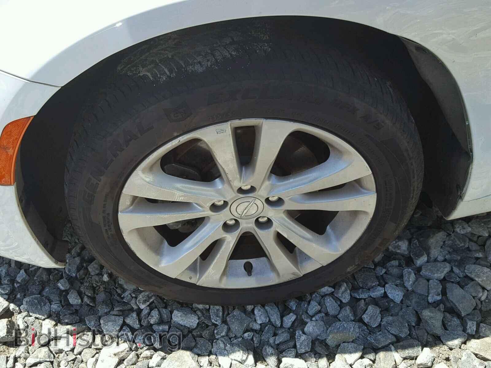 2015 CHRYSLER 200 - VIN: 1C3CCCAB5FN612605 - Фото 9
