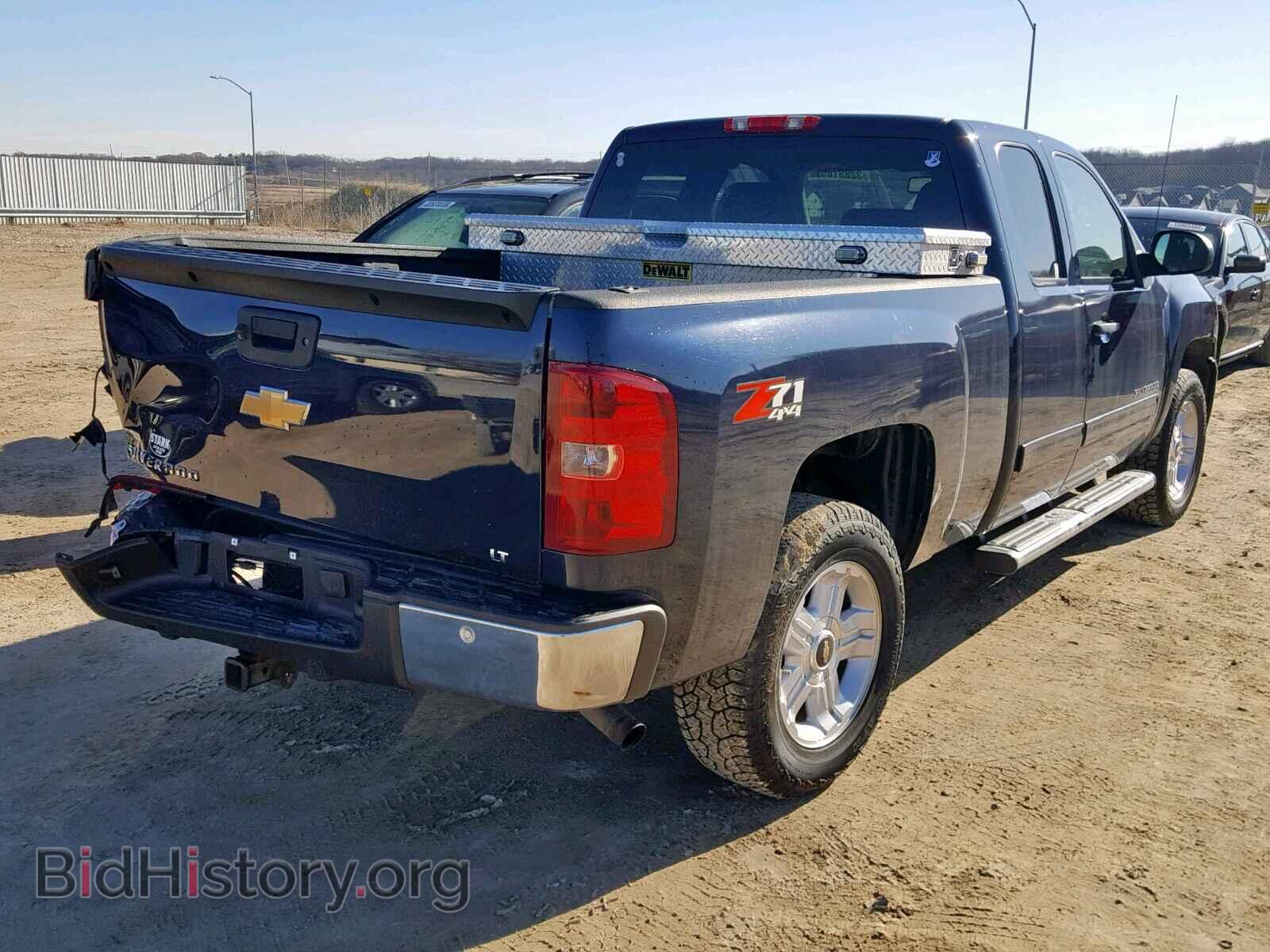 2011 CHEVROLET SILVERADO - VIN: 1GCRKSE37BZ151206 - Фото 4