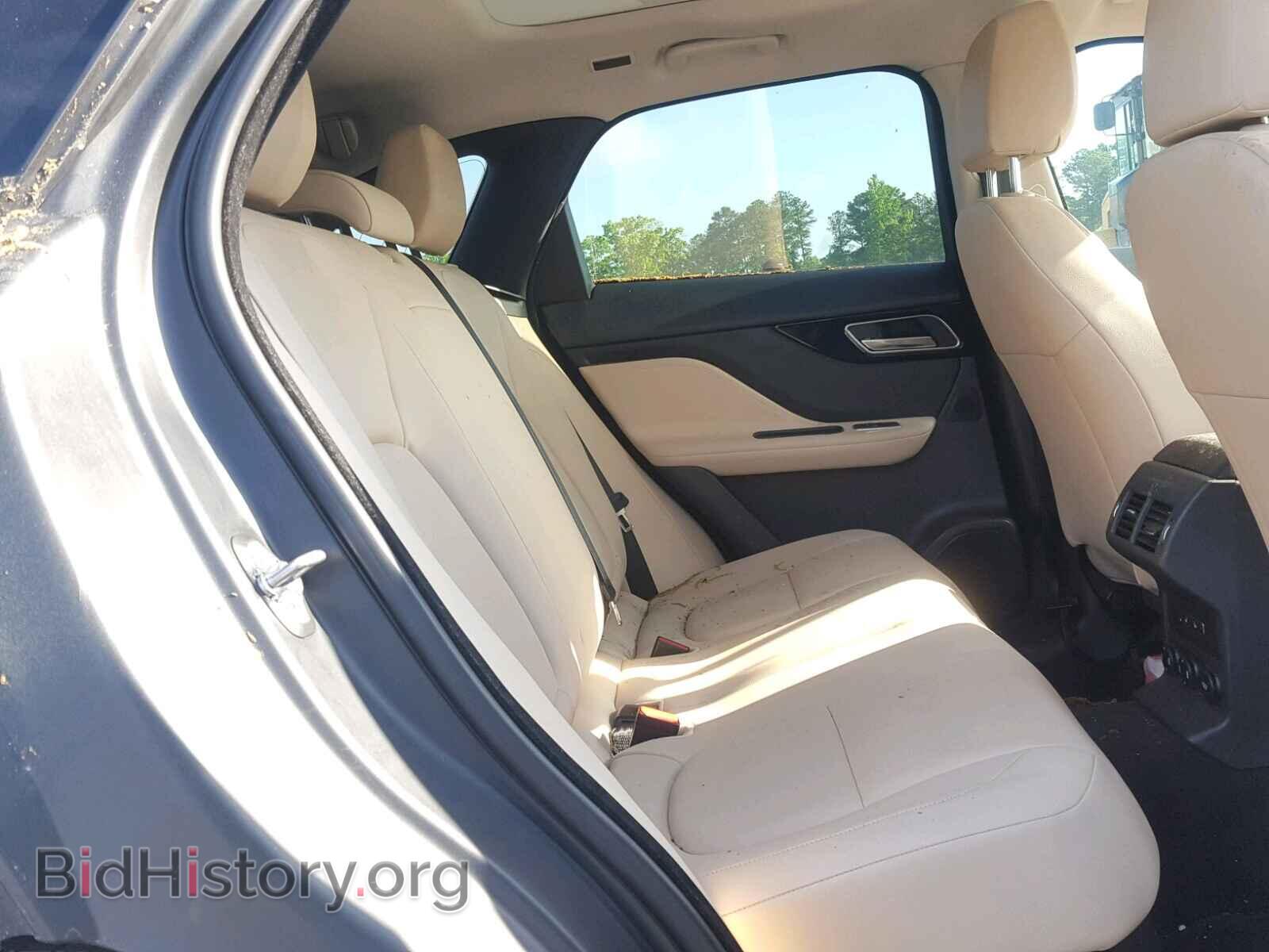 2017 JAGUAR F-PACE - VIN: SADCJ2BV8HA056535 - Фото 6