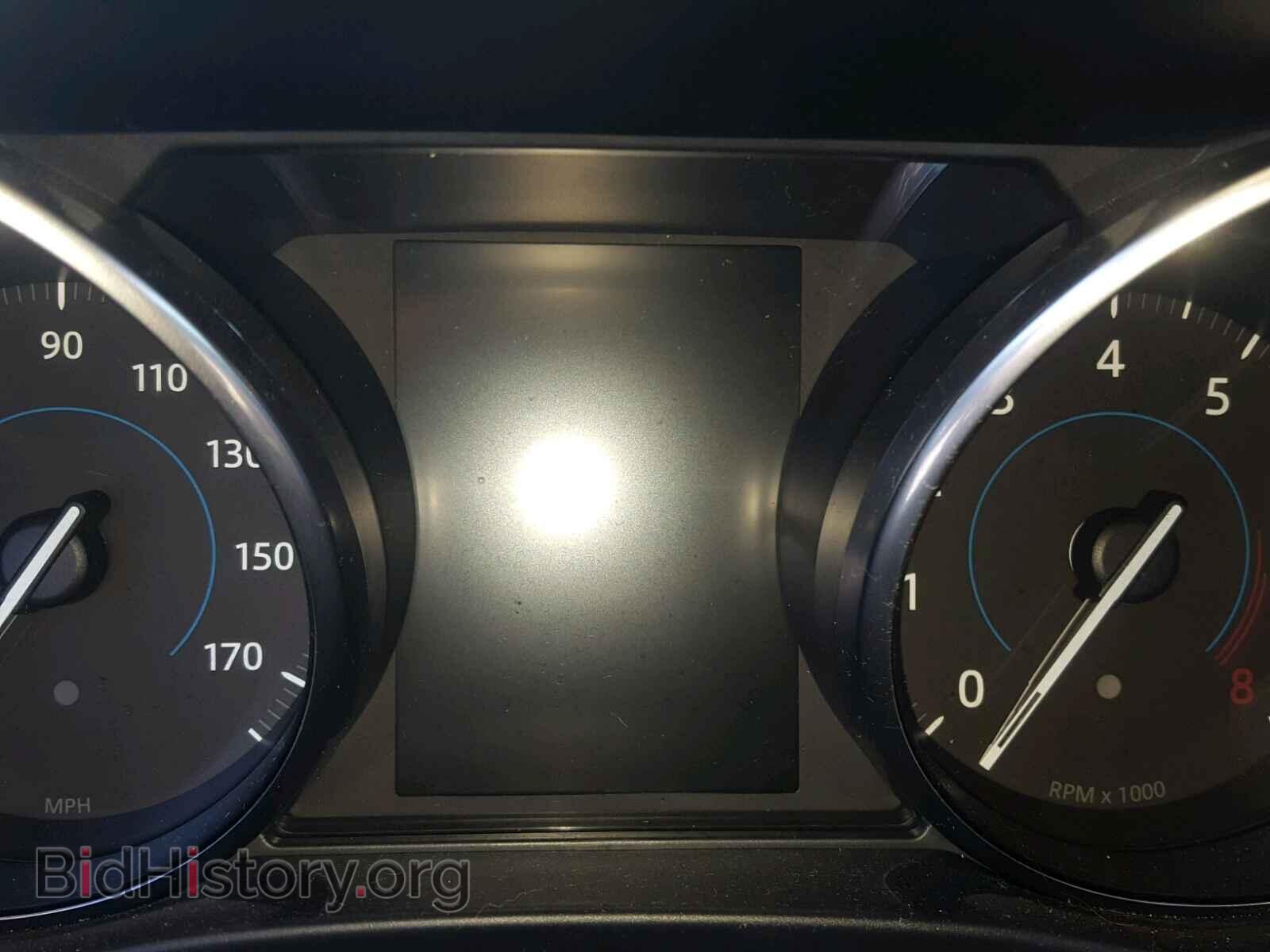 2017 JAGUAR F-PACE - VIN: SADCJ2BV8HA056535 - Фото 8