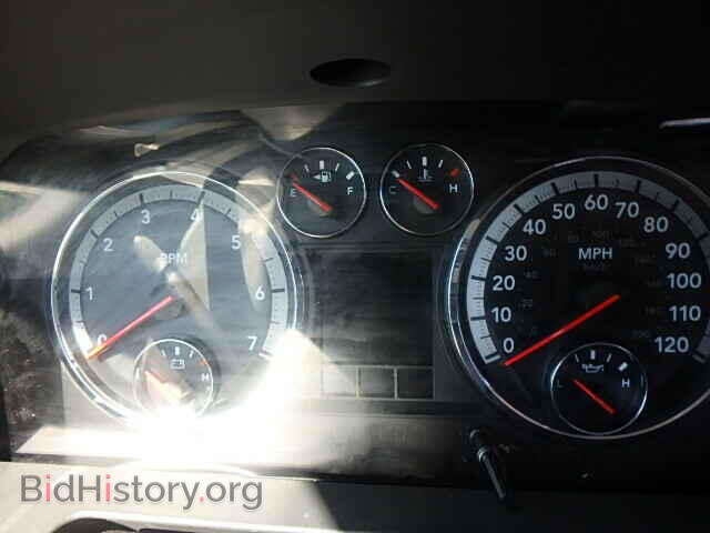 2010 DODGE RAM 1500 - VIN: 1D7RB1CT6AS169156 - Фото 8