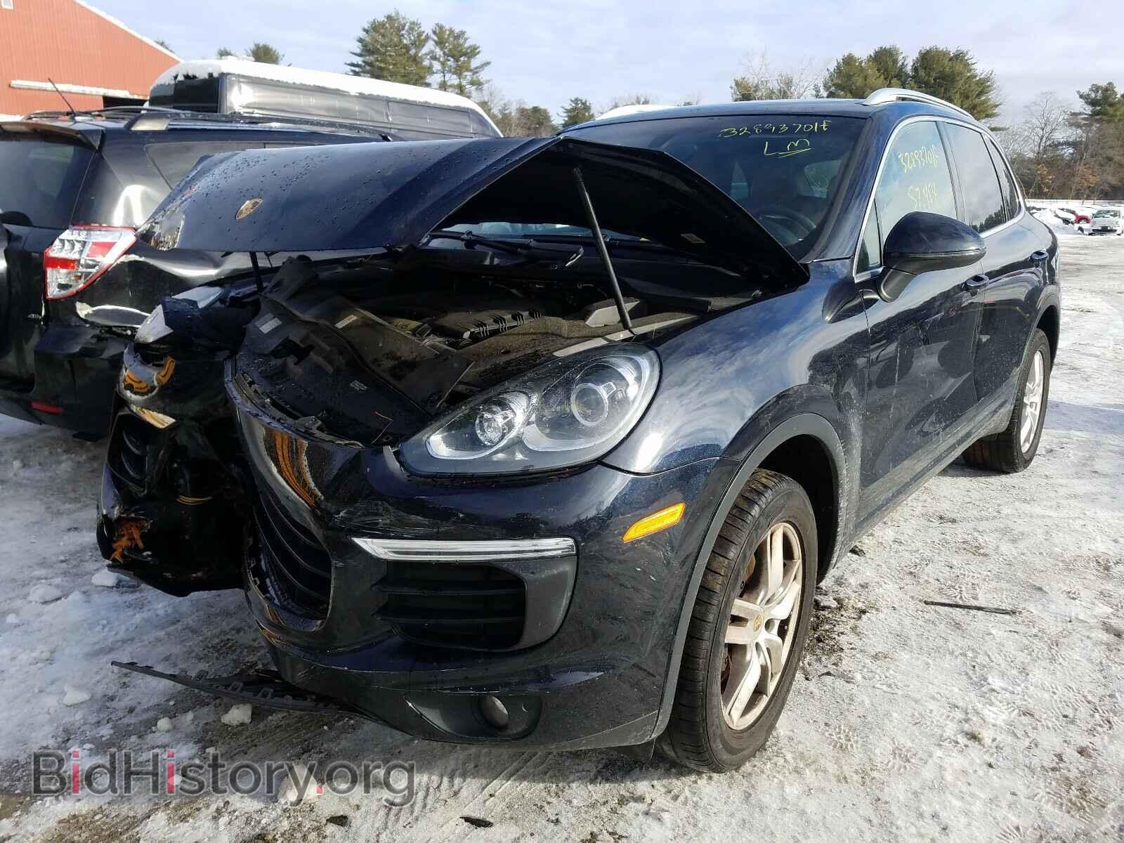 2016 PORSCHE CAYENNE - VIN: WP1AA2A25GKA14065 - Photo 2