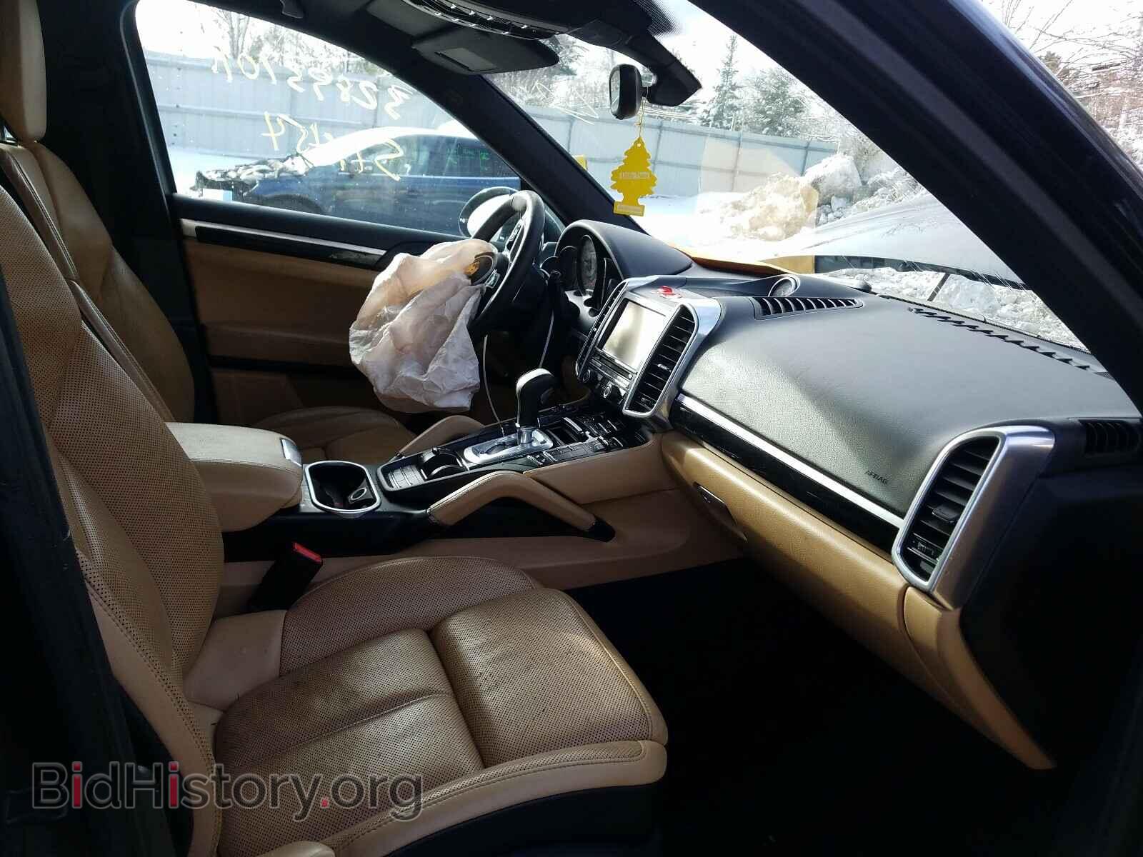 2016 PORSCHE CAYENNE - VIN: WP1AA2A25GKA14065 - Photo 5