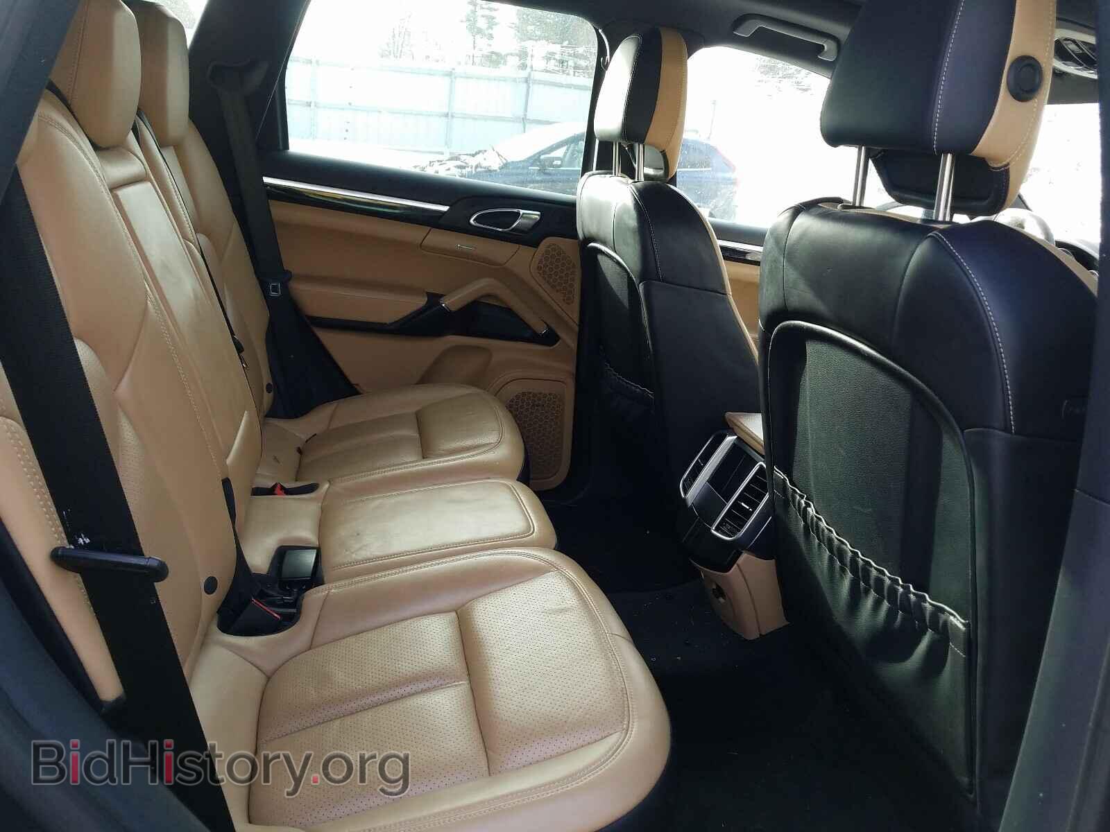2016 PORSCHE CAYENNE - VIN: WP1AA2A25GKA14065 - Photo 6