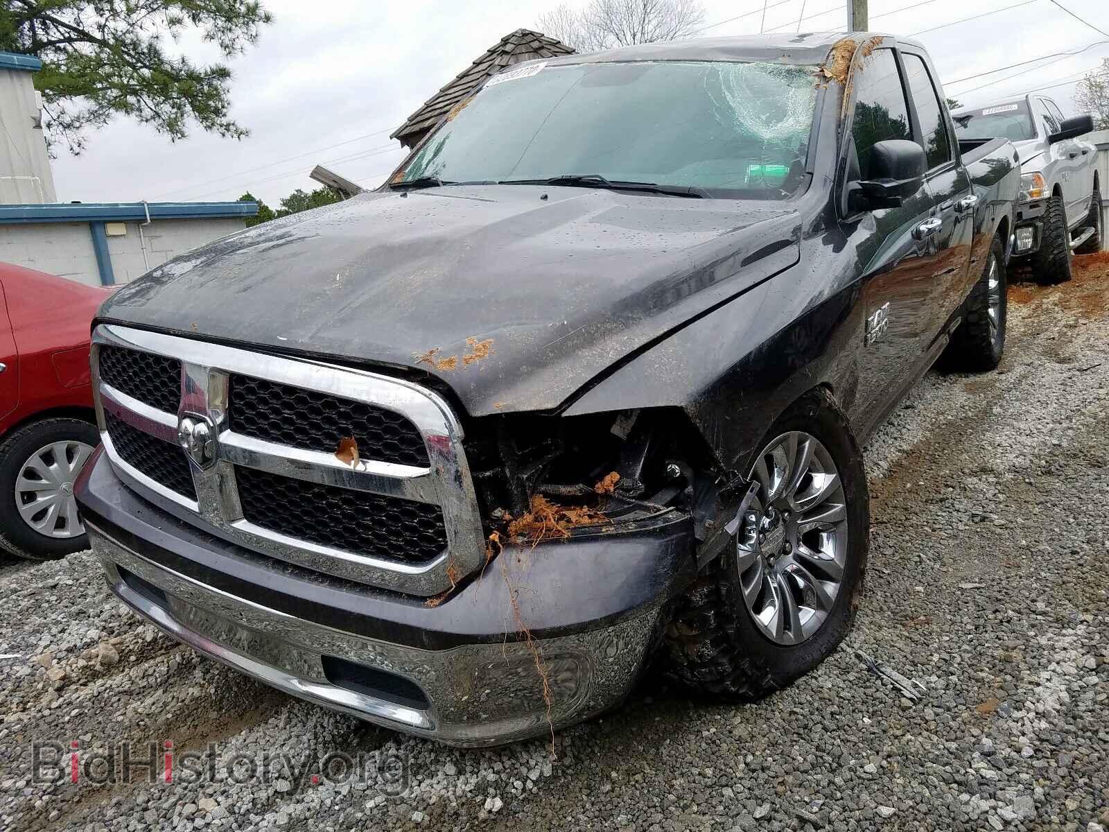 2017 RAM 1500 - VIN: 1C6RR6GG2HS695334 - Photo 2