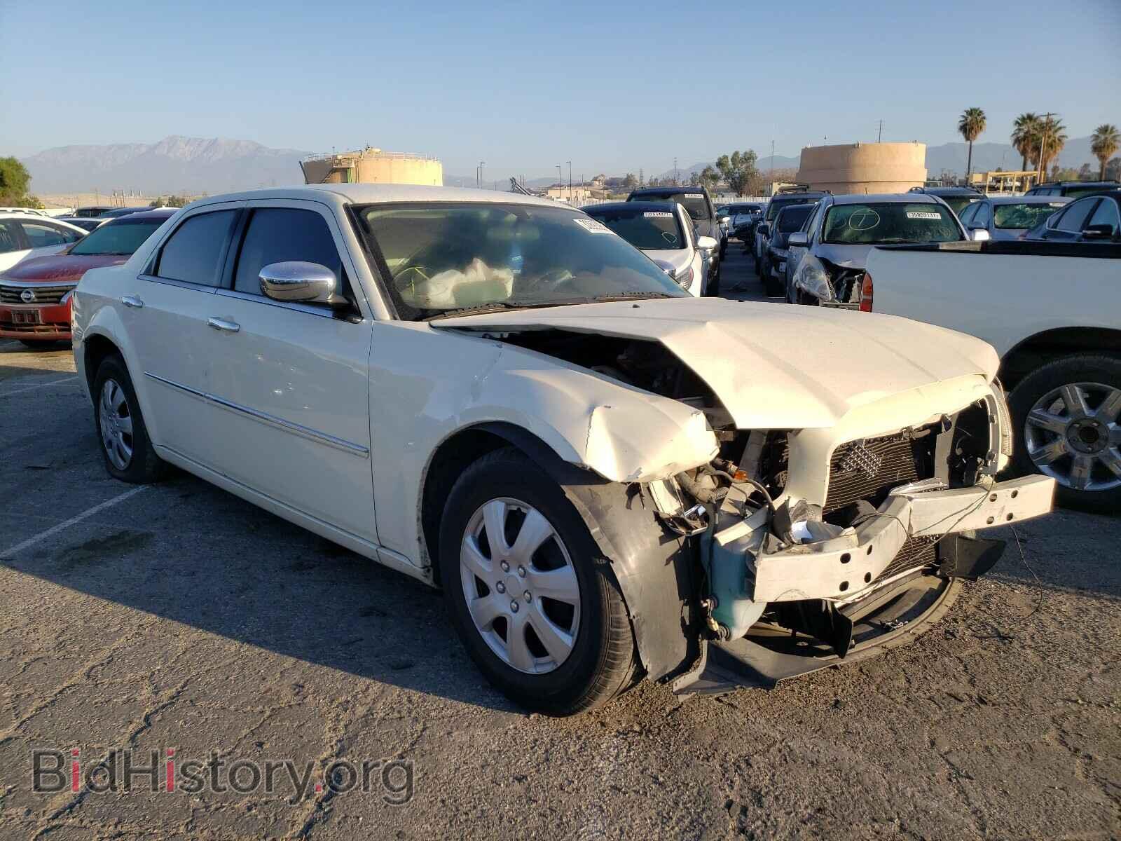 Фотография 2C3KA43R08H123977 - CHRYSLER 300 2008