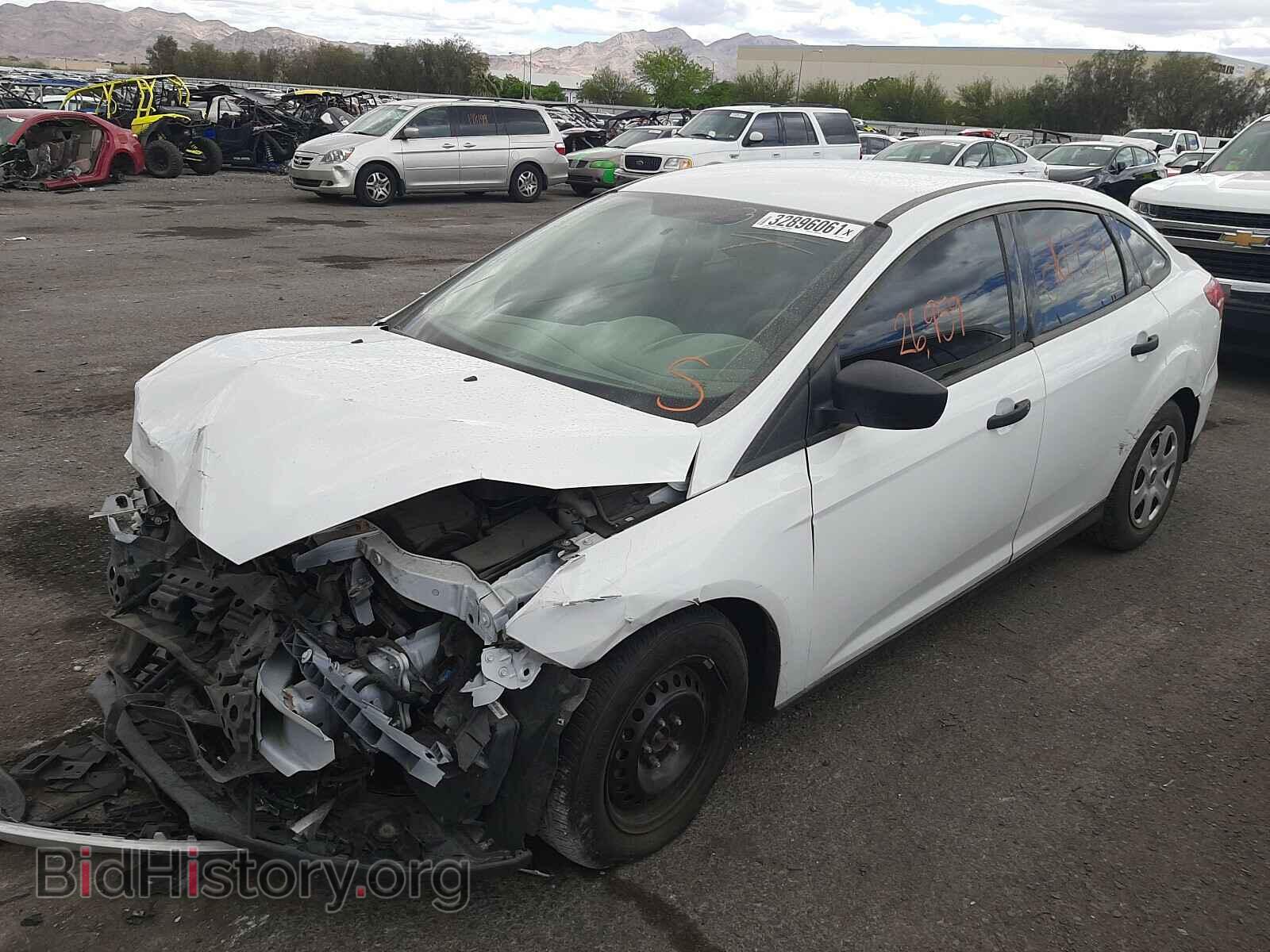 2018 FORD FOCUS - VIN: 1FADP3E29JL278698 - Фото 2
