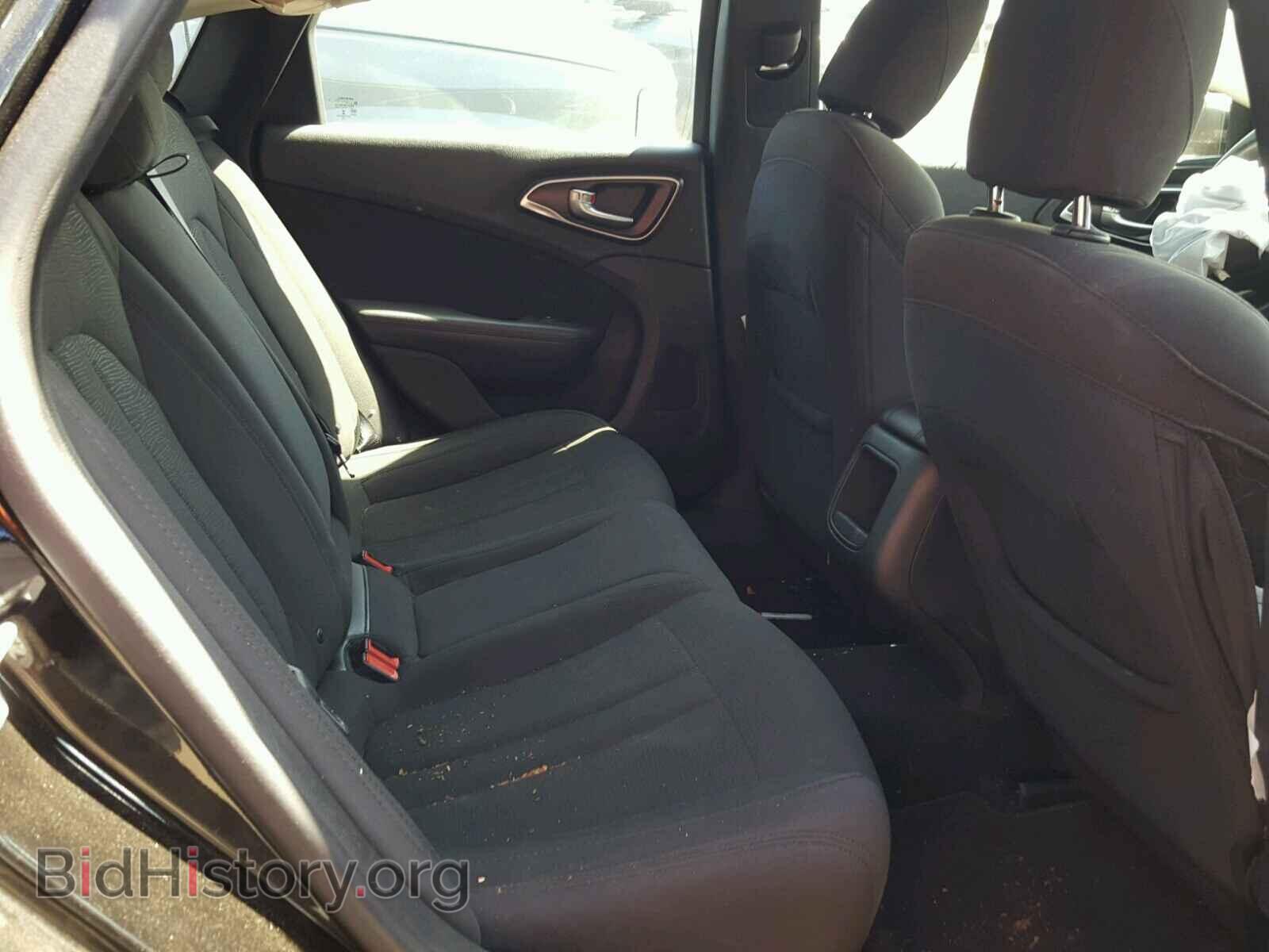 2016 CHRYSLER 200 - VIN: 1C3CCCAB4GN111075 - Фото 6