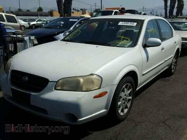 2000 NISSAN MAXIMA - VIN: JN1CA31D5YT751606 - Photo 2