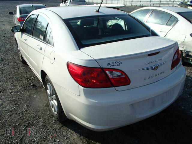 2010 CHRYSLER SEBRING - VIN: 1C3CC4FB7AN157294 - Фото 3