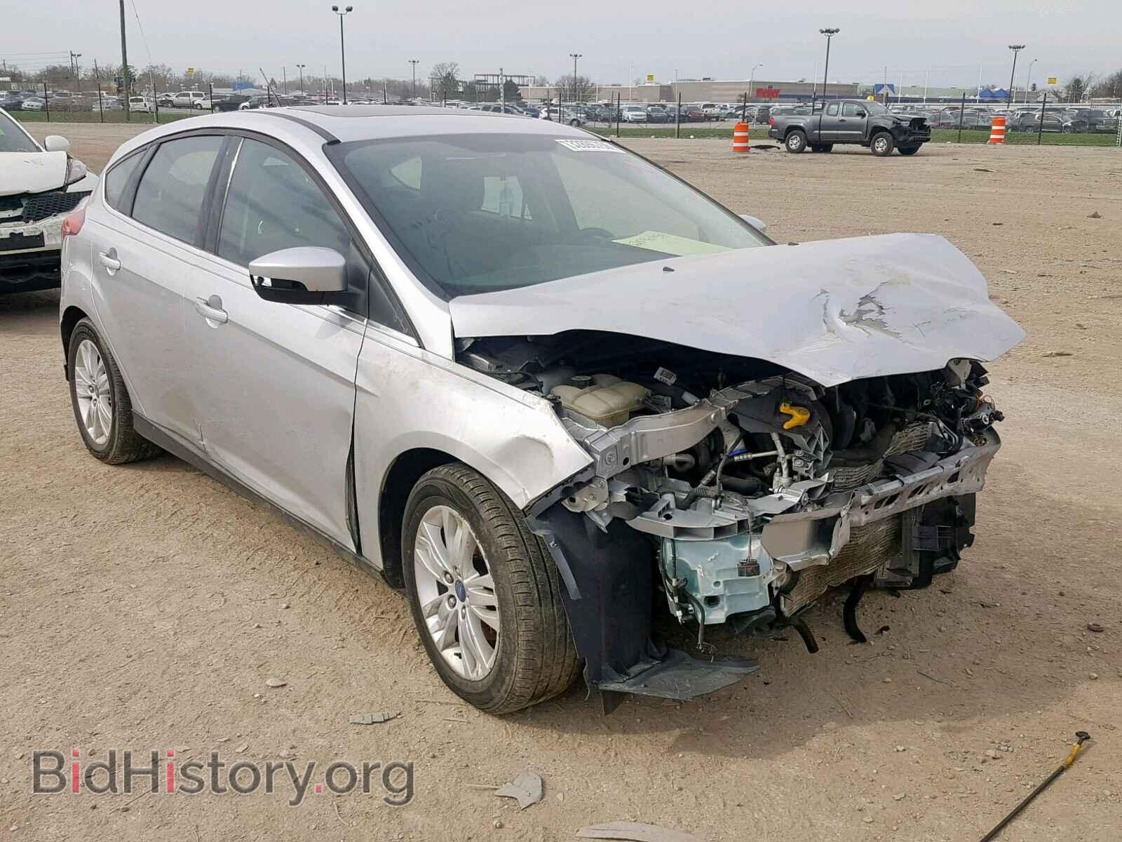 Photo 1FAHP3M29CL200749 - FORD FOCUS 2012