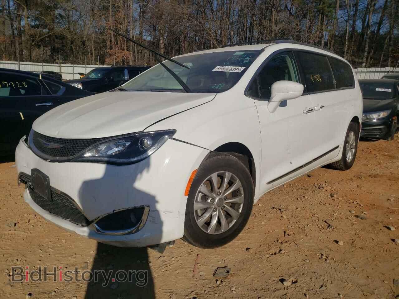 2019 CHRYSLER PACIFICA - VIN: 2C4RC1BG5KR651969 - Photo 2
