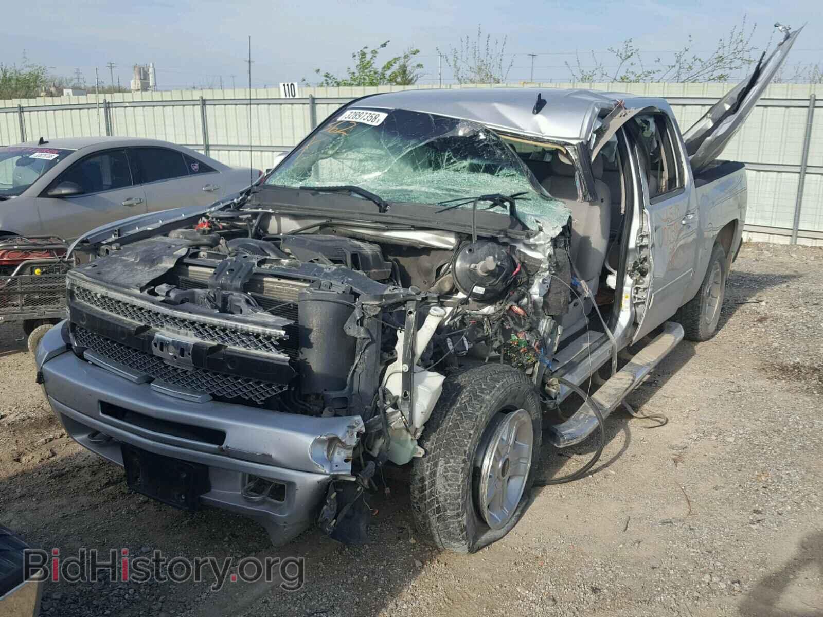 2011 CHEVROLET SILVERADO - VIN: 3GCPKSE39BG137590 - Фото 2