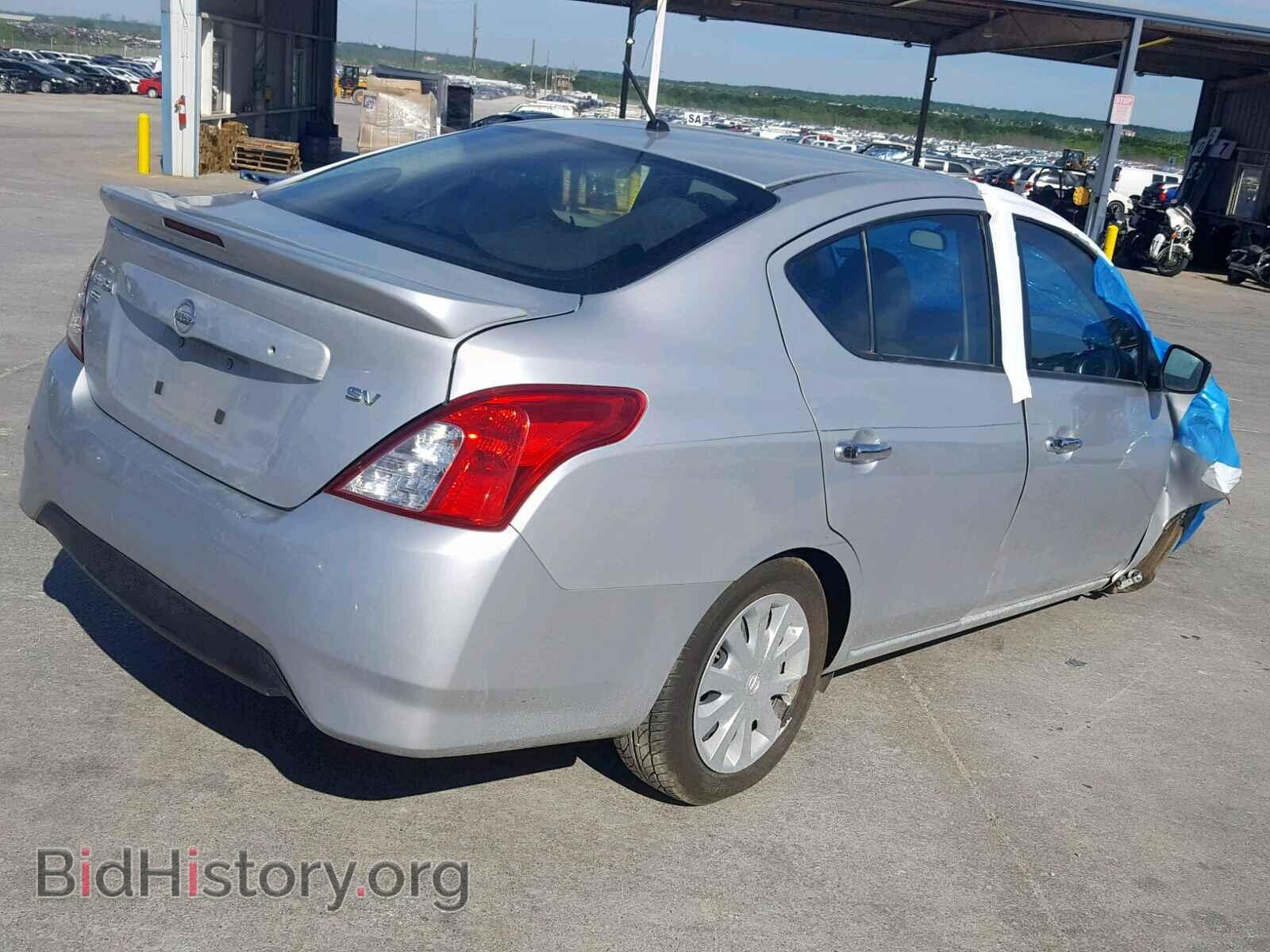 2017 NISSAN VERSA - VIN: 3N1CN7AP3HL877702 - Фото 4