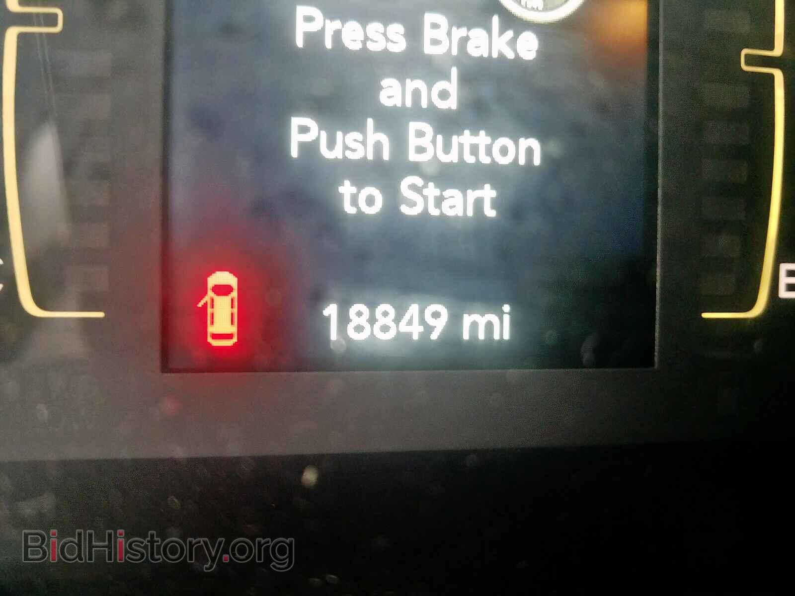 2019 JEEP CHEROKEE - VIN: 1C4PJLLB4KD144365 - Photo 8