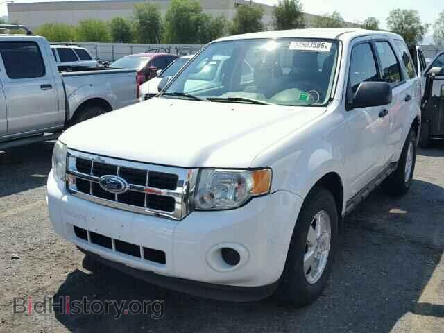 2011 FORD ESCAPE - VIN: 1FMCU0C72BKA50749 - Фото 2
