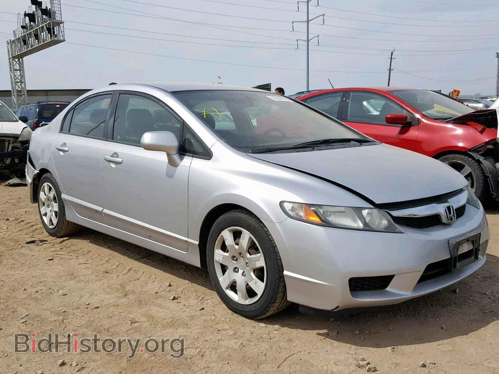 Фотография 19XFA1F56BE018657 - HONDA CIVIC LX 2011