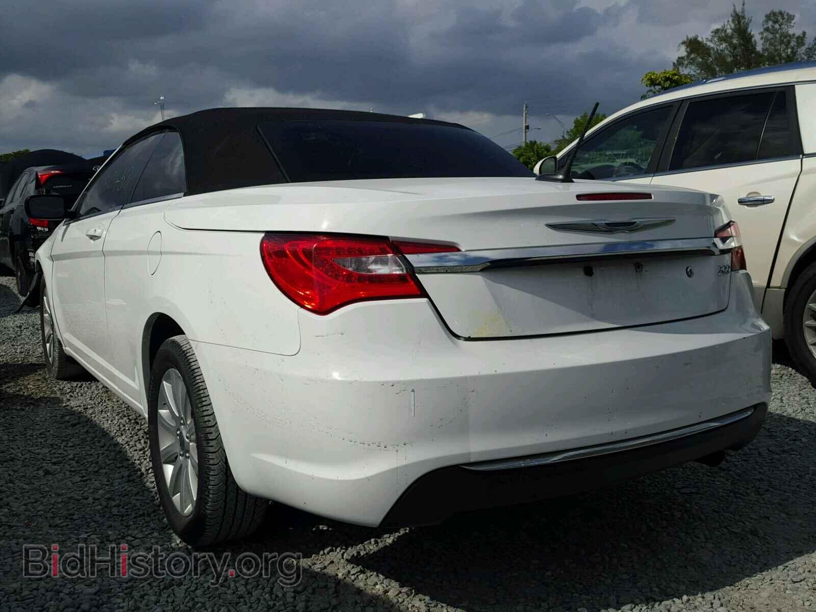 2011 CHRYSLER 200 - VIN: 1C3BC2EB2BN555029 - Фото 3