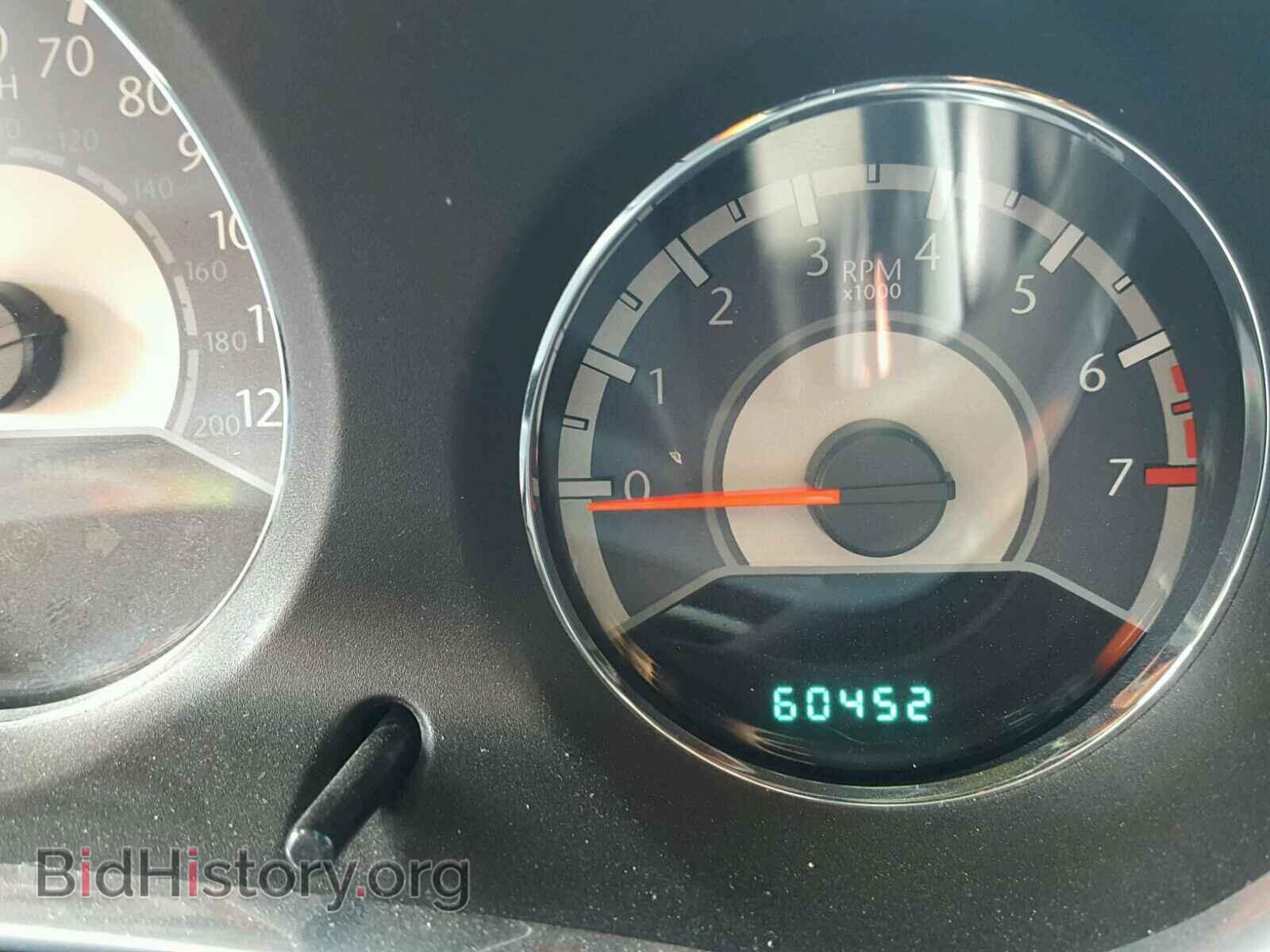 2011 CHRYSLER 200 - VIN: 1C3BC2EB2BN555029 - Фото 8