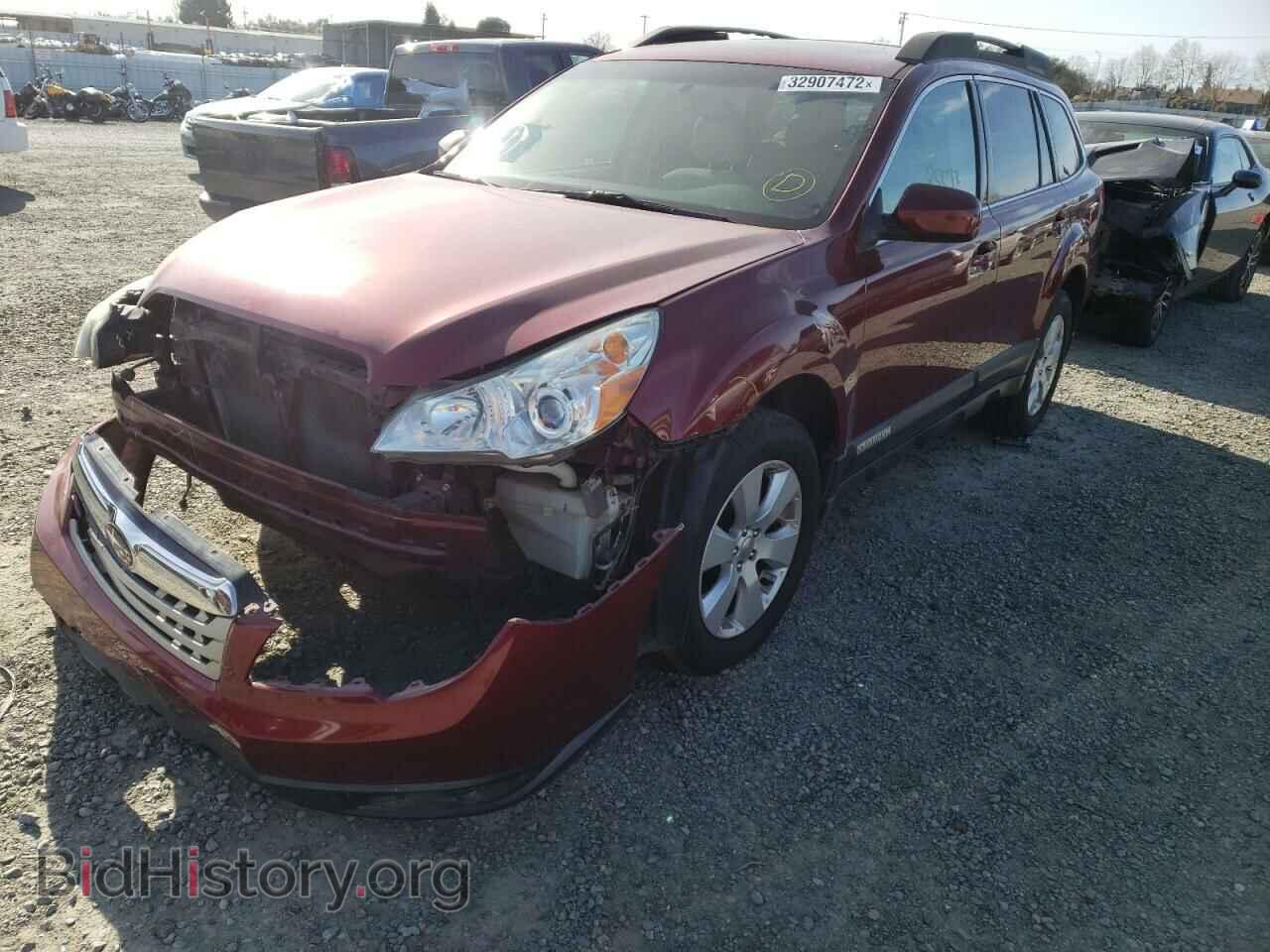 2011 SUBARU OUTBACK - VIN: 4S4BRBGC8B3370748 - Photo 2