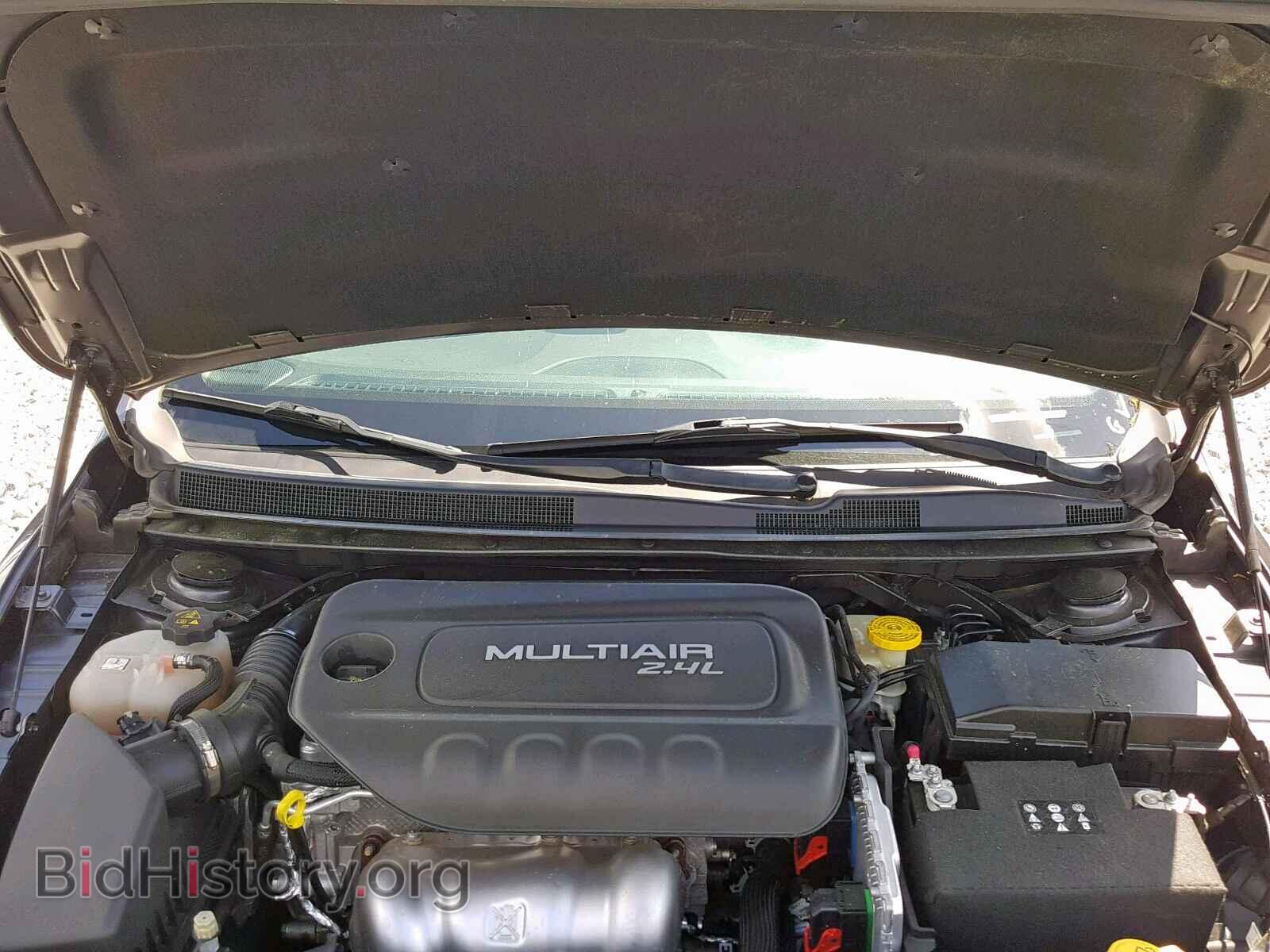 2016 CHRYSLER 200 - VIN: 1C3CCCAB6GN173805 - Фото 7