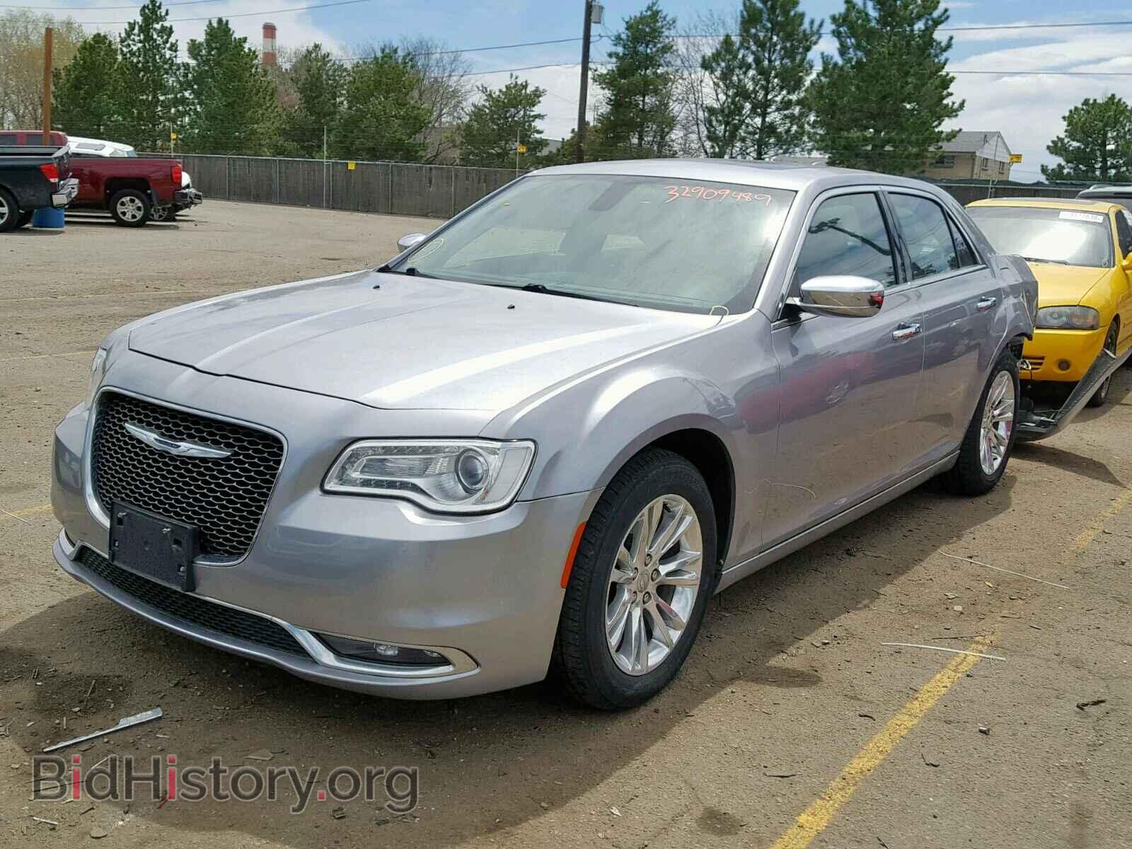2016 CHRYSLER 300 - VIN: 2C3CCAEG0GH161281 - Фото 2