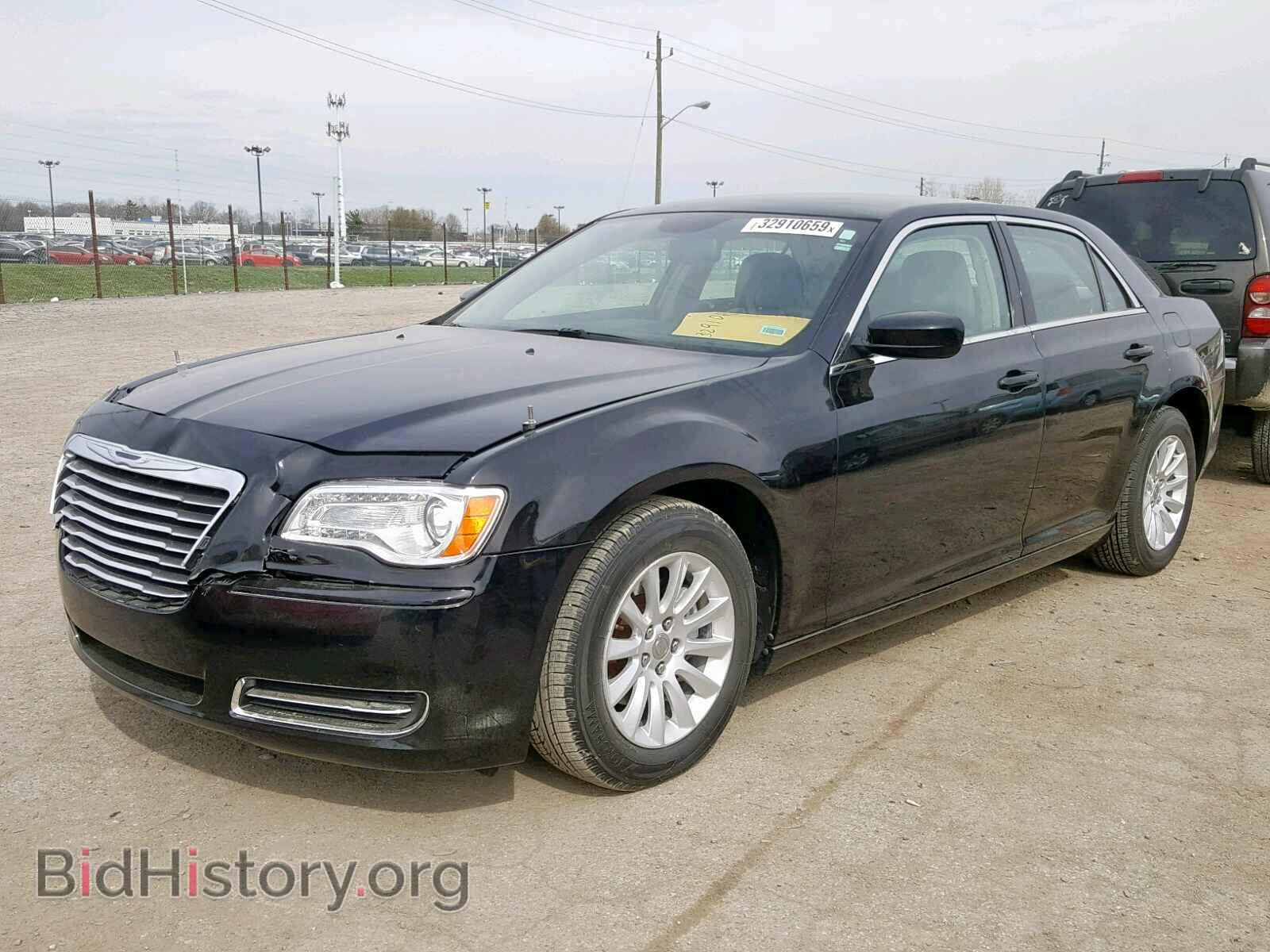 2014 CHRYSLER 300 - VIN: 2C3CCAAG9EH207578 - Фото 2