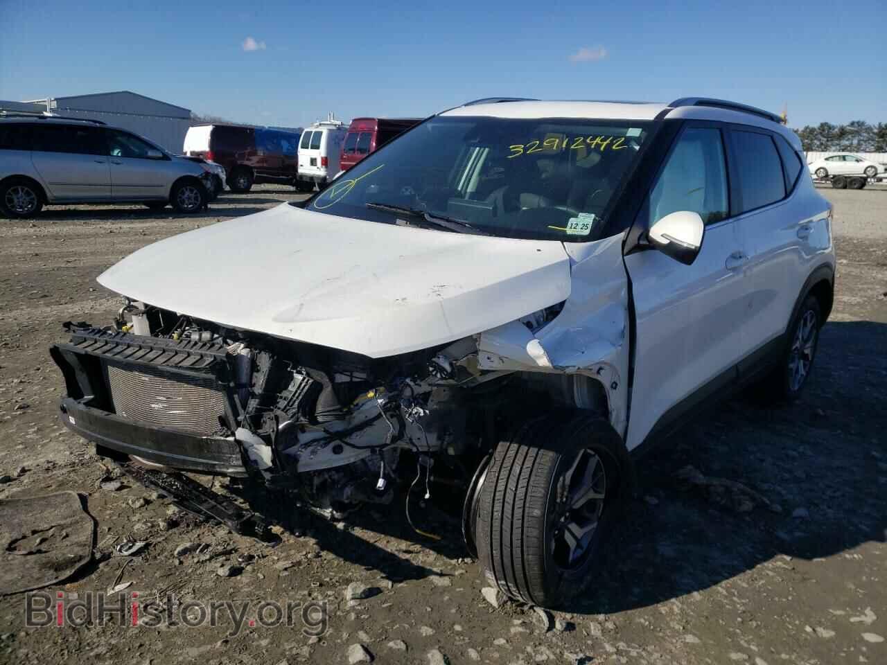 2021 KIA SELTOS - VIN: KNDERCAA9M7163747 - Фото 2