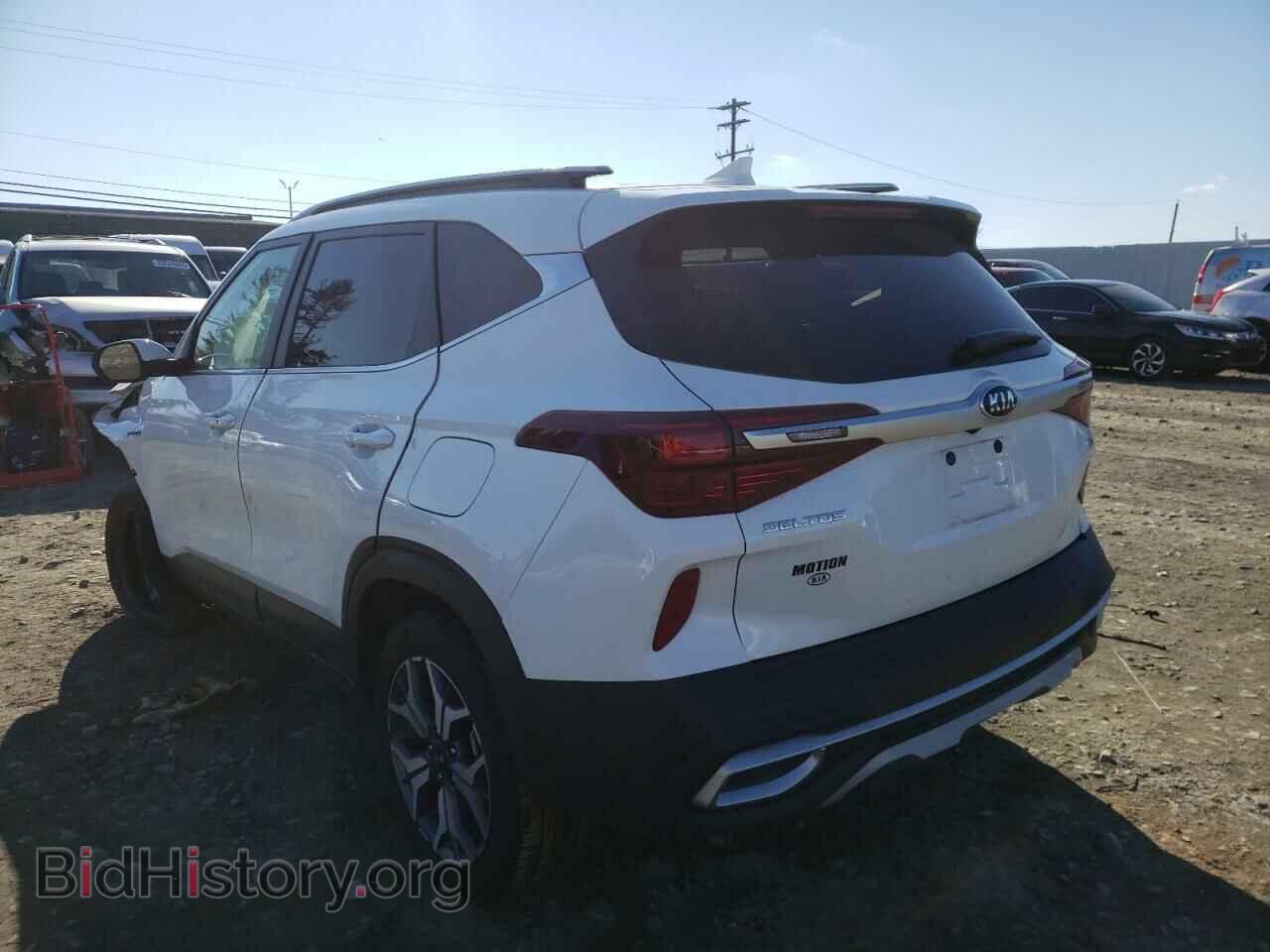2021 KIA SELTOS - VIN: KNDERCAA9M7163747 - Фото 3