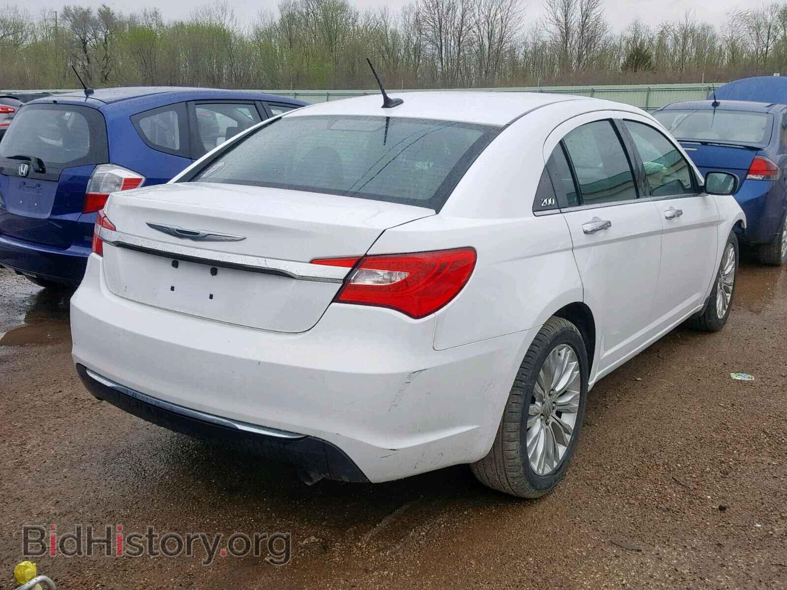 2011 CHRYSLER 200 - VIN: 1C3BC2FB9BN548416 - Photo 4