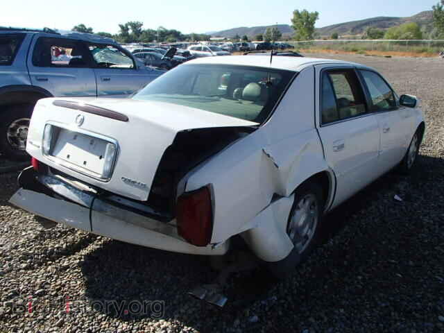 2002 CADILLAC DEVILLE - VIN: 1G6KD54YX2U103418 - Photo 4