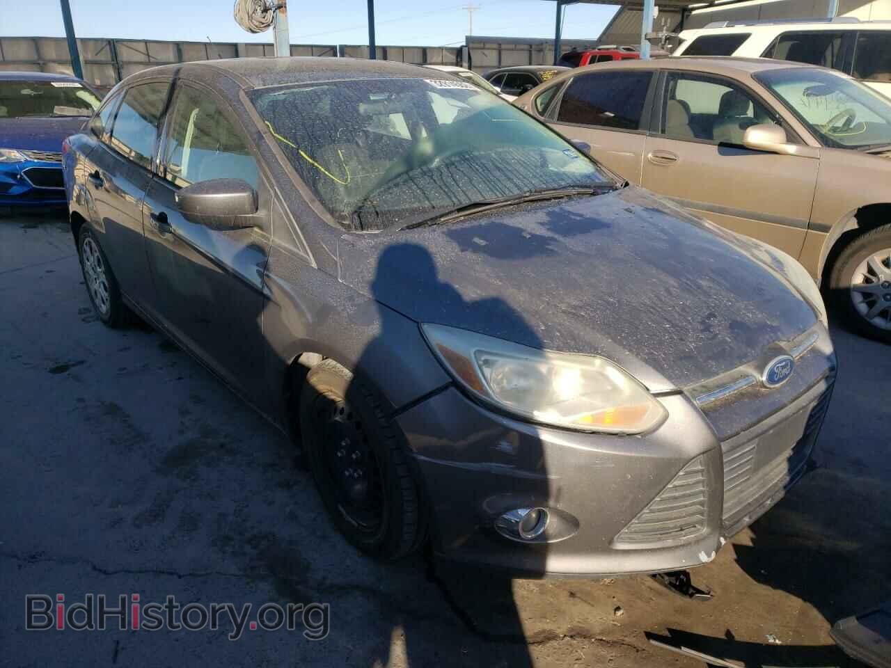 Photo 1FAHP3F28CL312620 - FORD FOCUS 2012