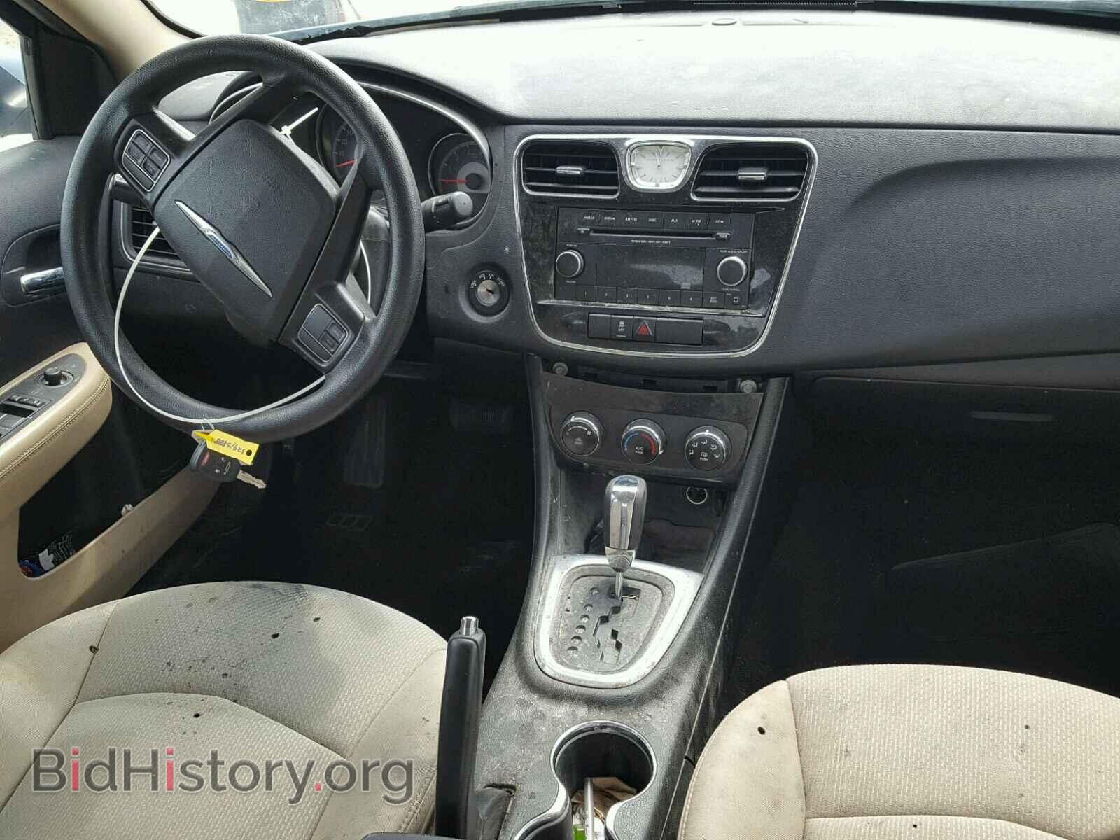 2013 CHRYSLER 200 - VIN: 1C3CCBAB2DN624010 - Фото 9