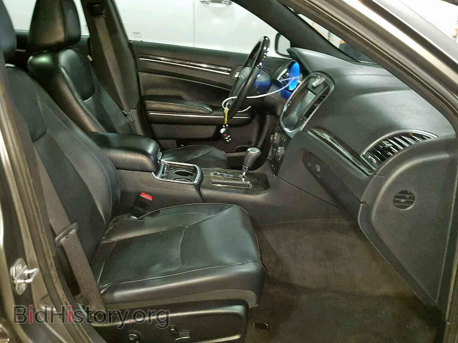 2011 CHRYSLER 300 - VIN: 2C3CA6CT5BH560473 - Фото 5