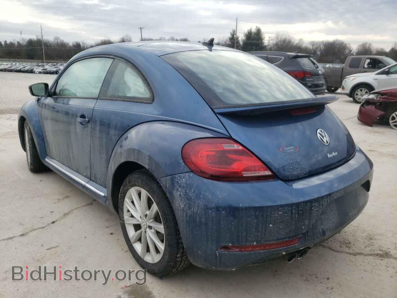 2018 VOLKSWAGEN BEETLE - VIN: 3VWFD7AT4JM702575 - Фото 3