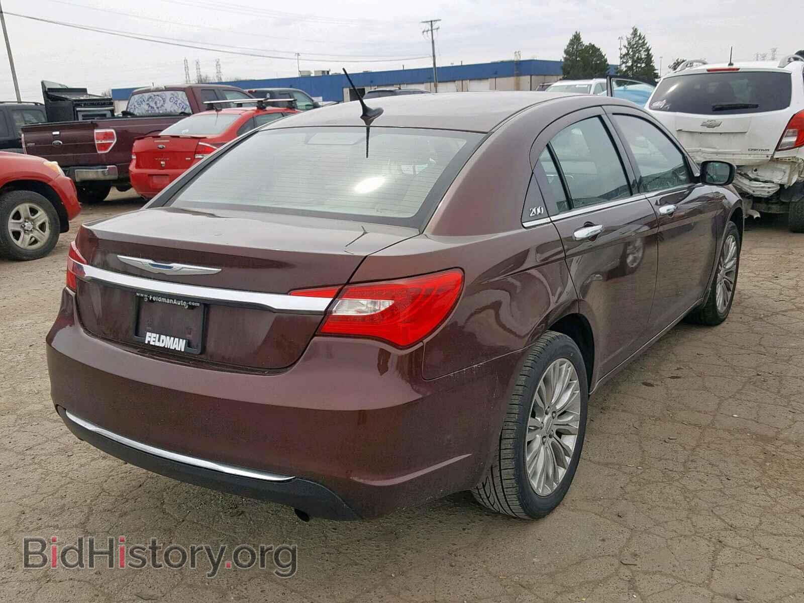 2012 CHRYSLER 200 - VIN: 1C3CCBCB1CN236472 - Фото 4