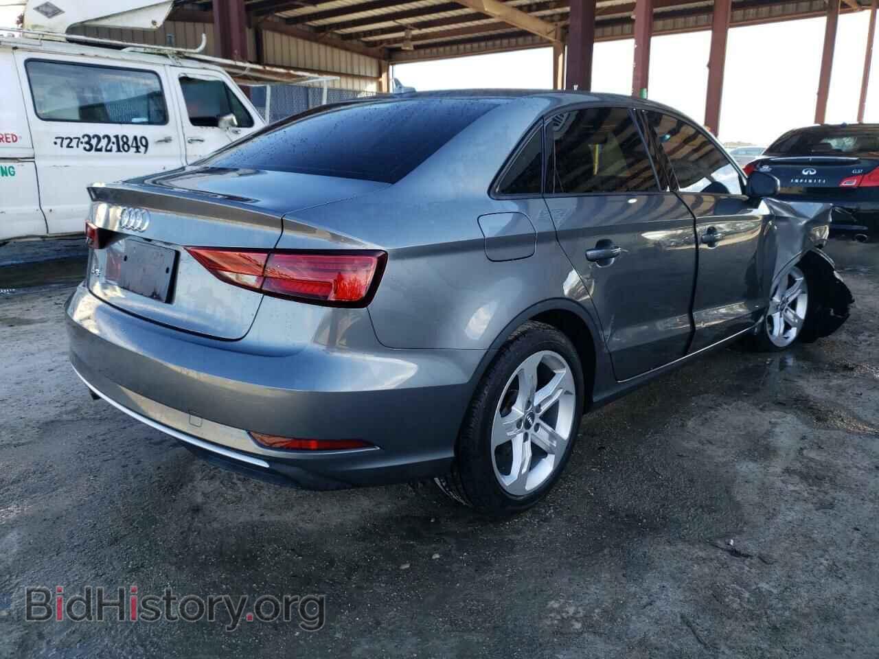 2017 AUDI A3 - VIN: WAUAUGFF6H1023623 - Фото 4