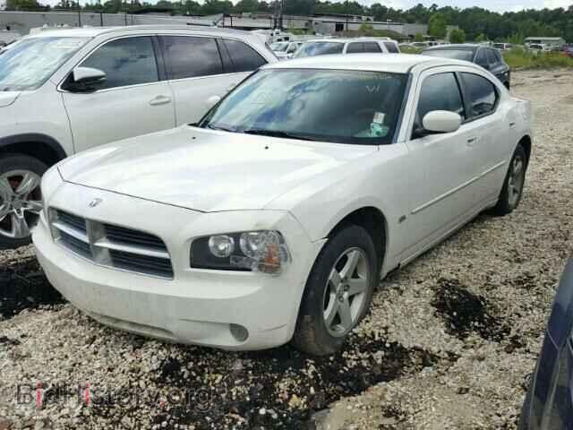 2010 DODGE CHARGER - VIN: 2B3CA3CV9AH218441 - Фото 2