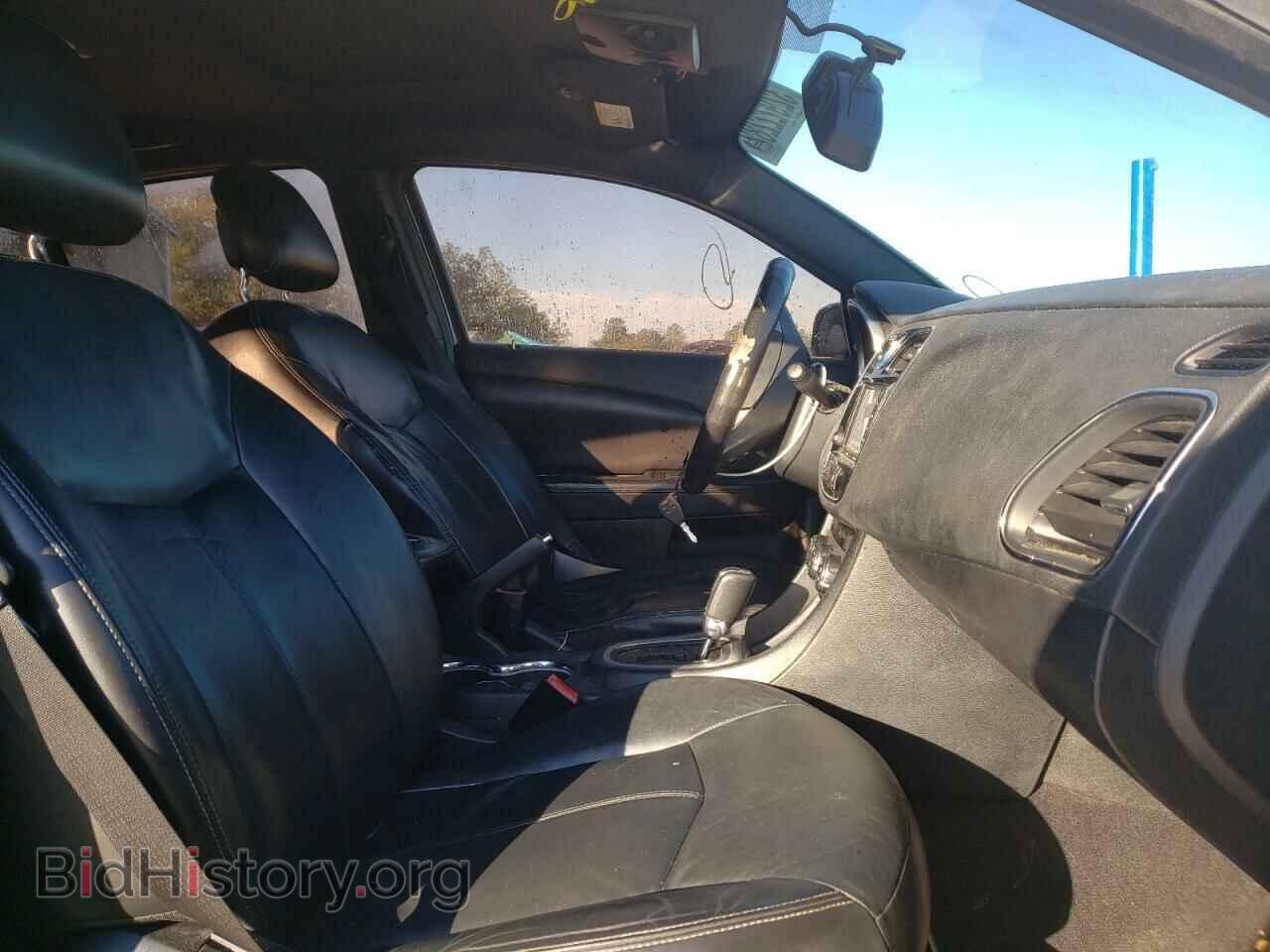 2012 CHRYSLER 200 - VIN: 1C3CCBCB2CN197276 - Фото 5
