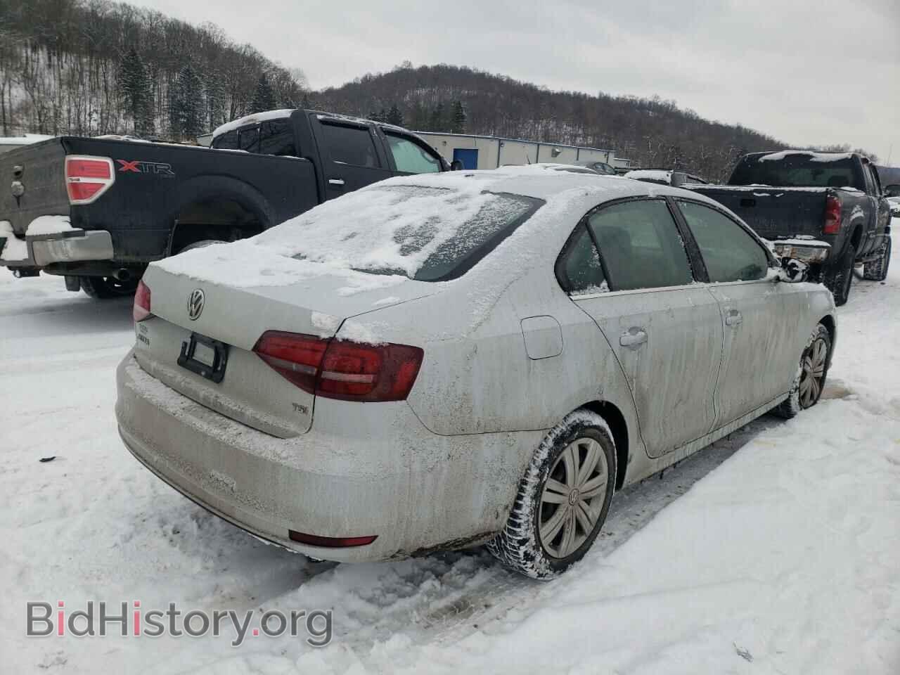 2017 VOLKSWAGEN JETTA - VIN: 3VW2B7AJ0HM302798 - Фото 4