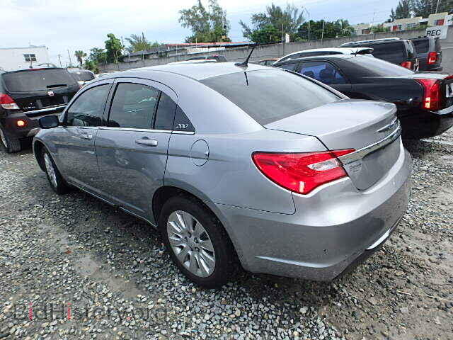 2014 CHRYSLER 200 - VIN: 1C3CCBAG1EN184939 - Фото 3