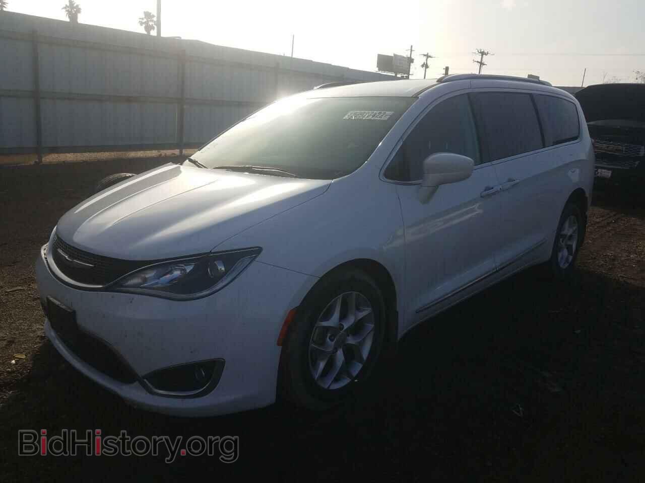 2017 CHRYSLER PACIFICA - VIN: 2C4RC1EG9HR796811 - Фото 2