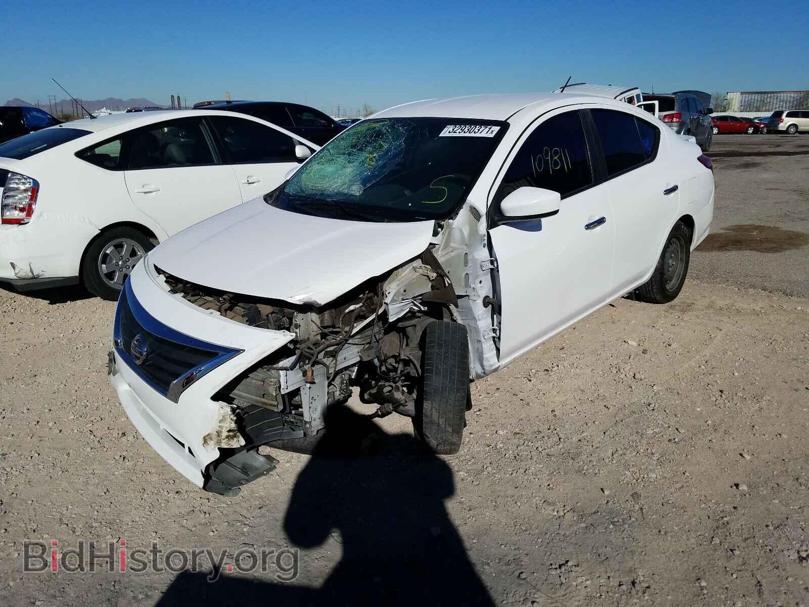 2017 NISSAN VERSA - VIN: 3N1CN7AP3HL837409 - Фото 2