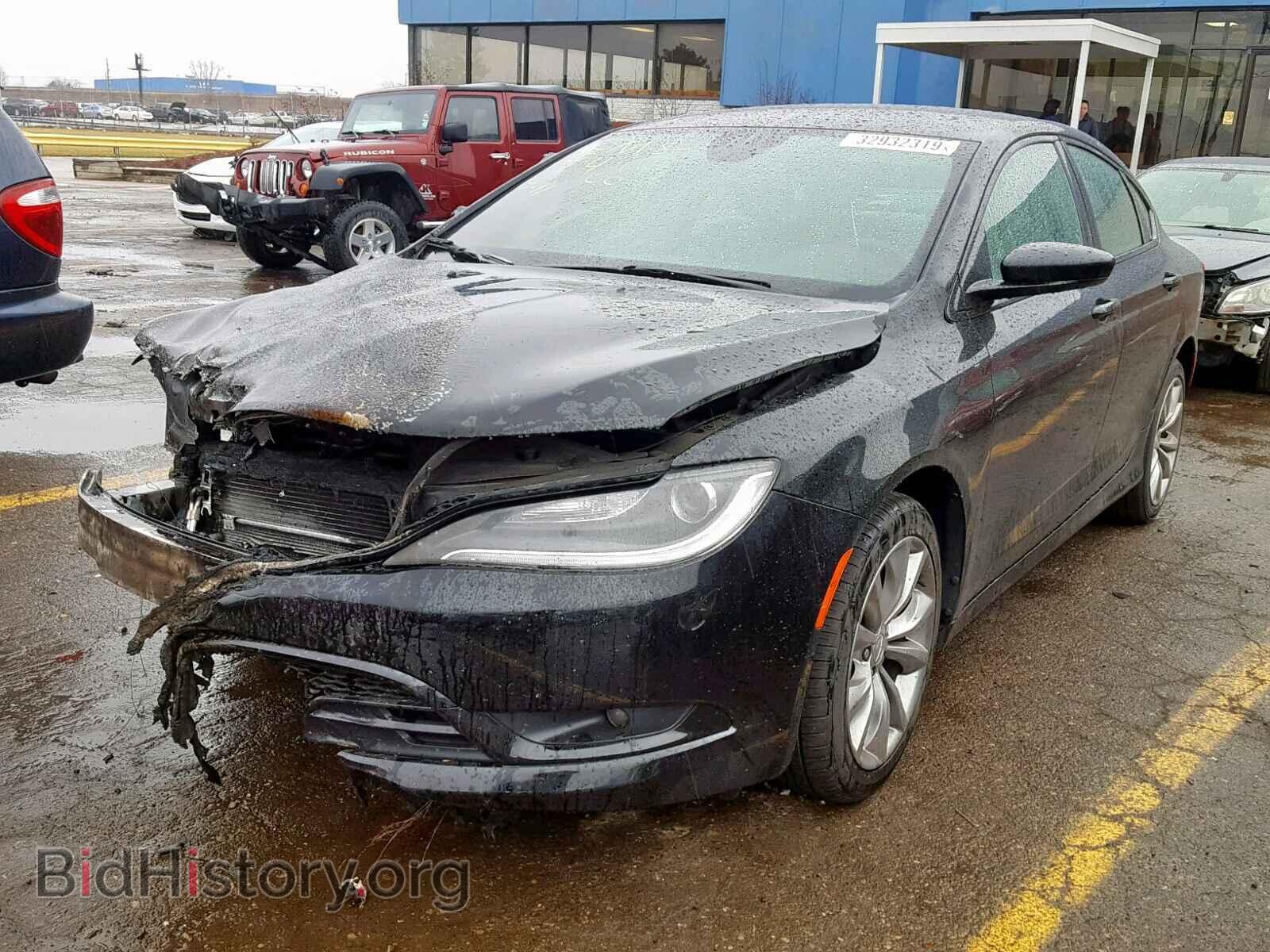 2016 CHRYSLER 200 - VIN: 1C3CCCDGXGN135596 - Фото 2